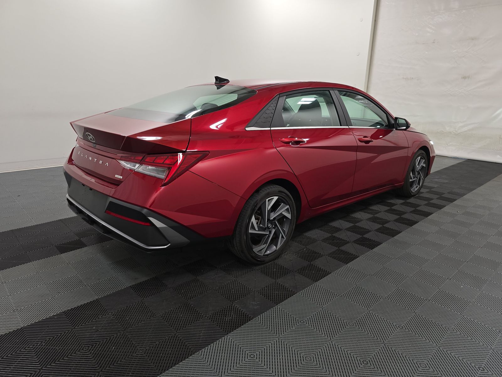 2025 Hyundai Elantra Hybrid Limited FWD