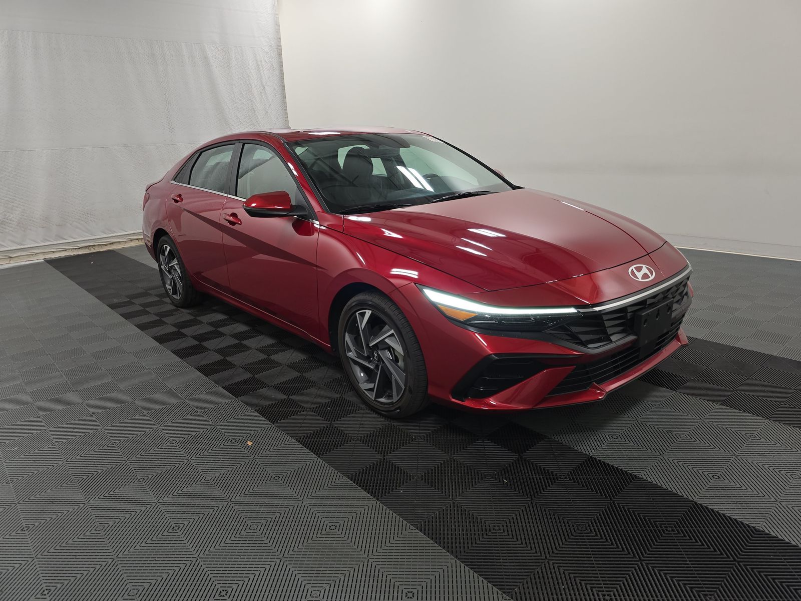 2025 Hyundai Elantra Hybrid Limited FWD