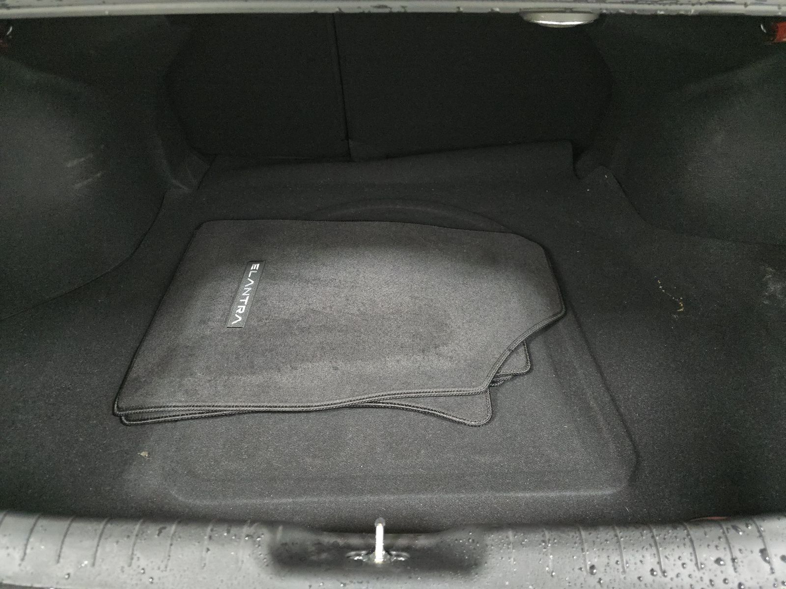 2025 Hyundai Elantra Hybrid Limited FWD