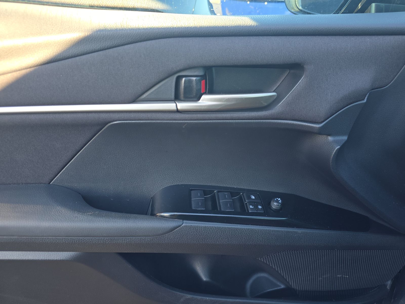 2025 Toyota Camry LE FWD