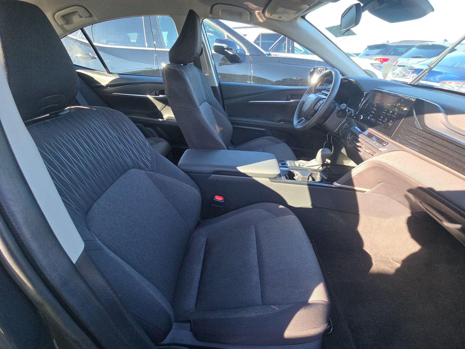 2025 Toyota Camry LE FWD