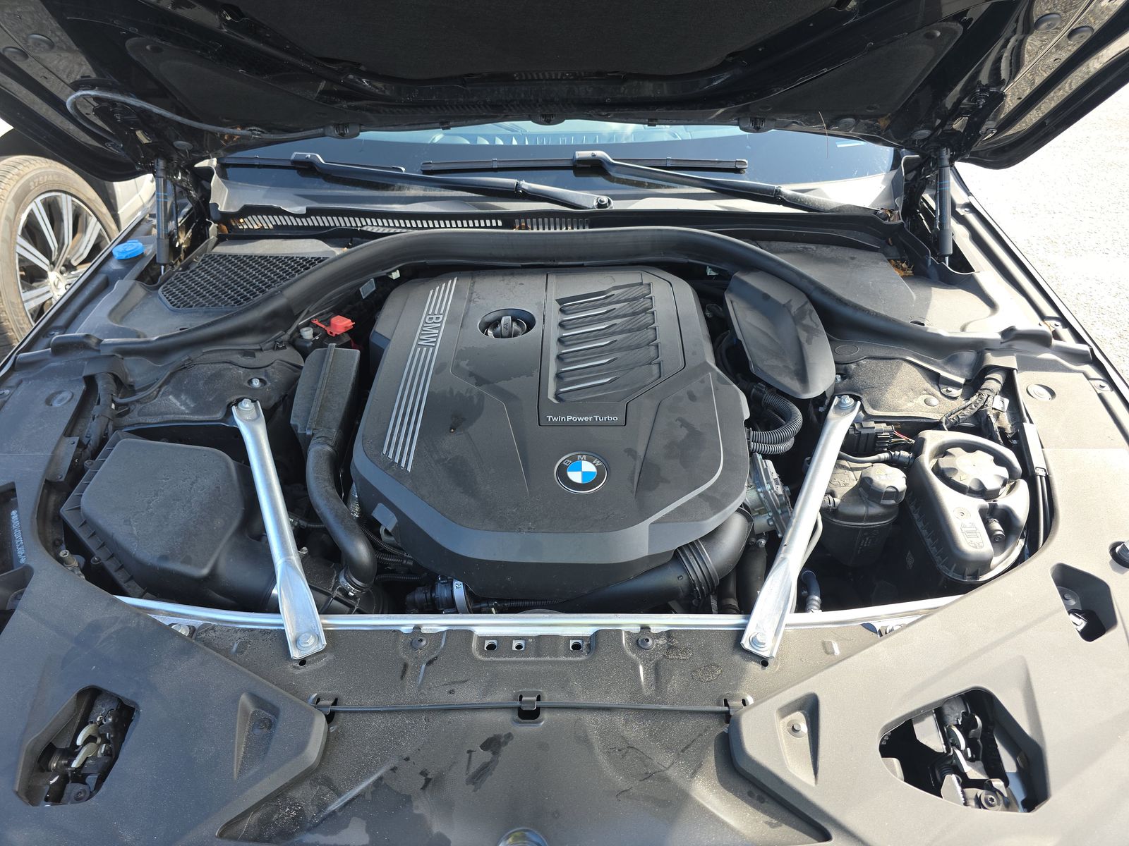 2025 BMW 8 Series 840i xDrive AWD