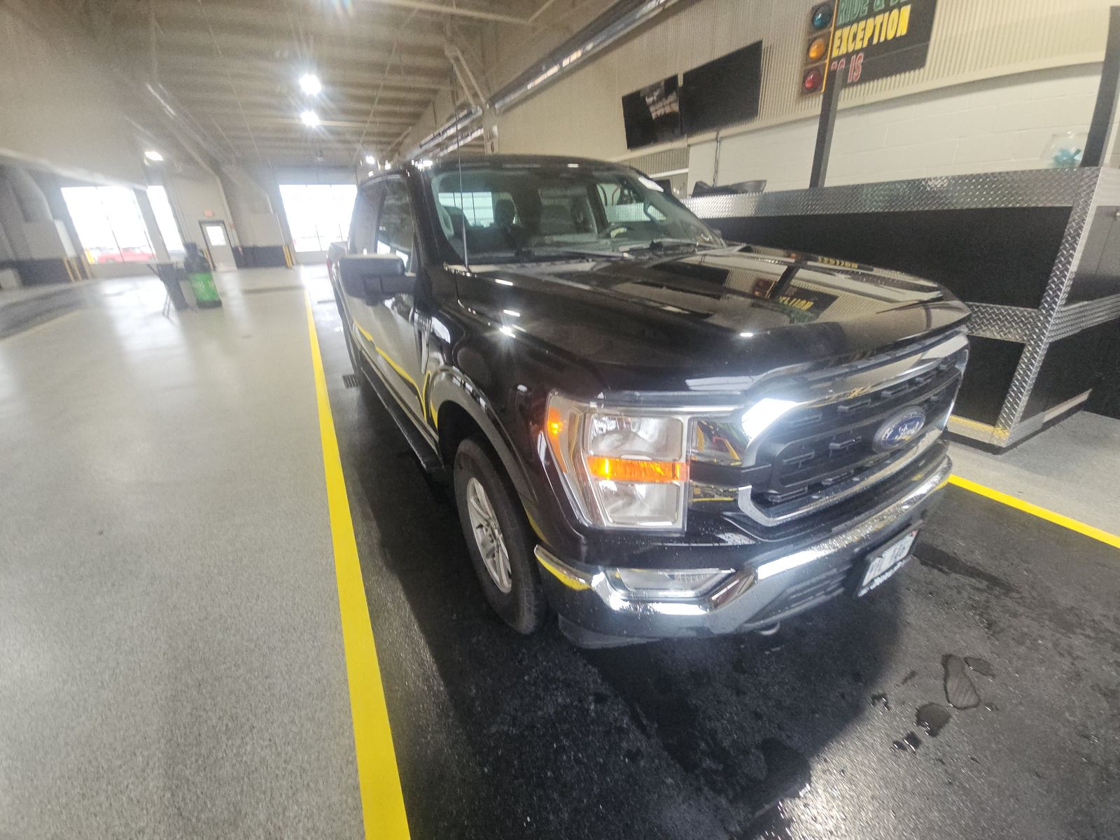 2022 Ford F-150 XLT AWD