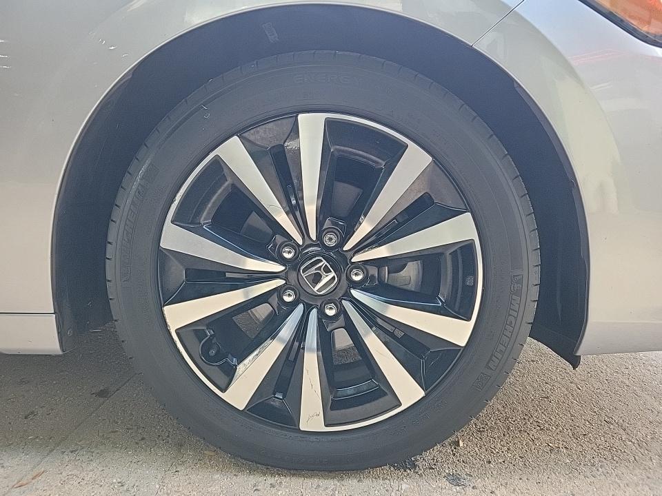 2023 Honda Civic EX-L FWD