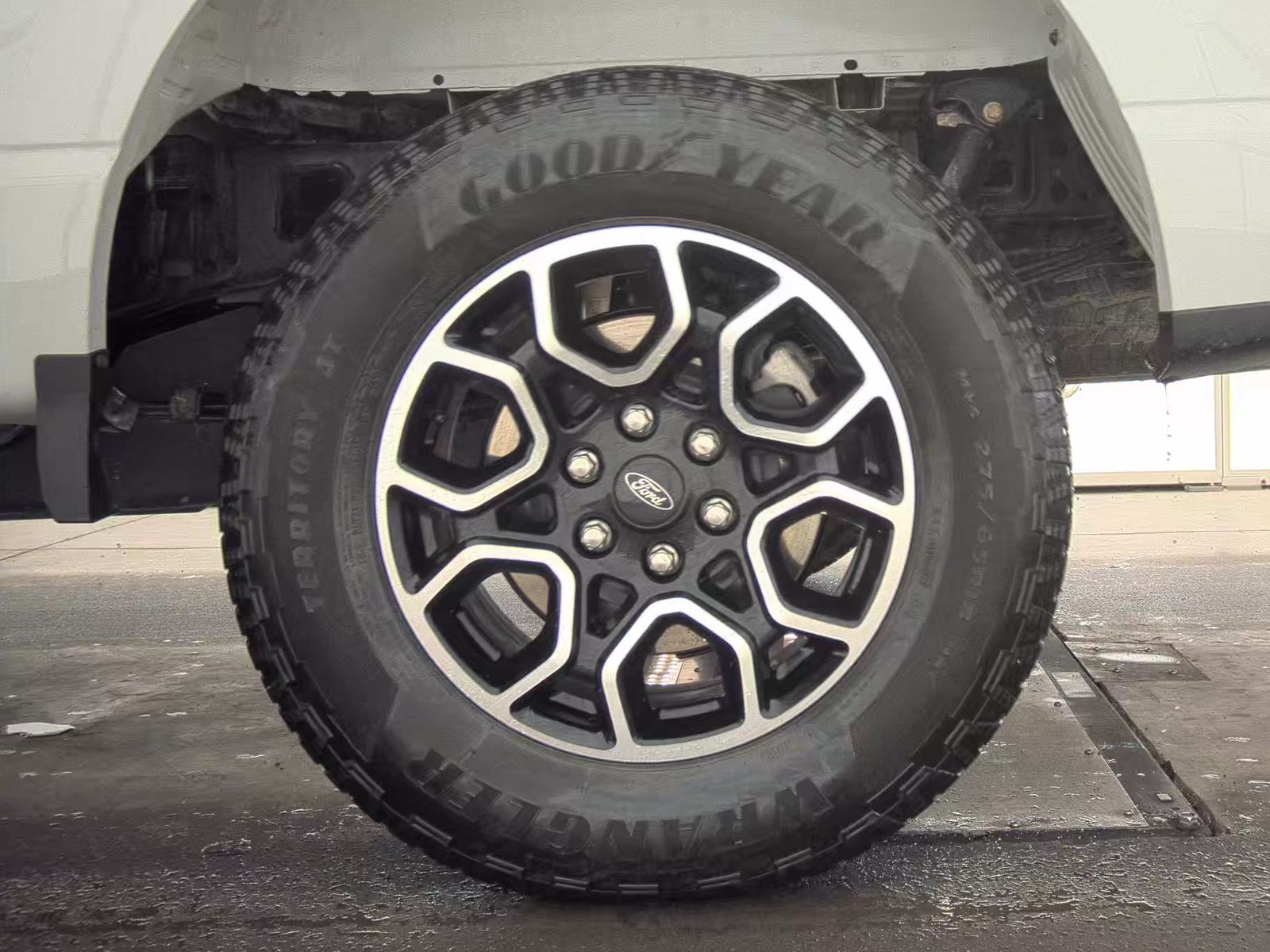 2023 Ford F-150 Hybrid XLT AWD