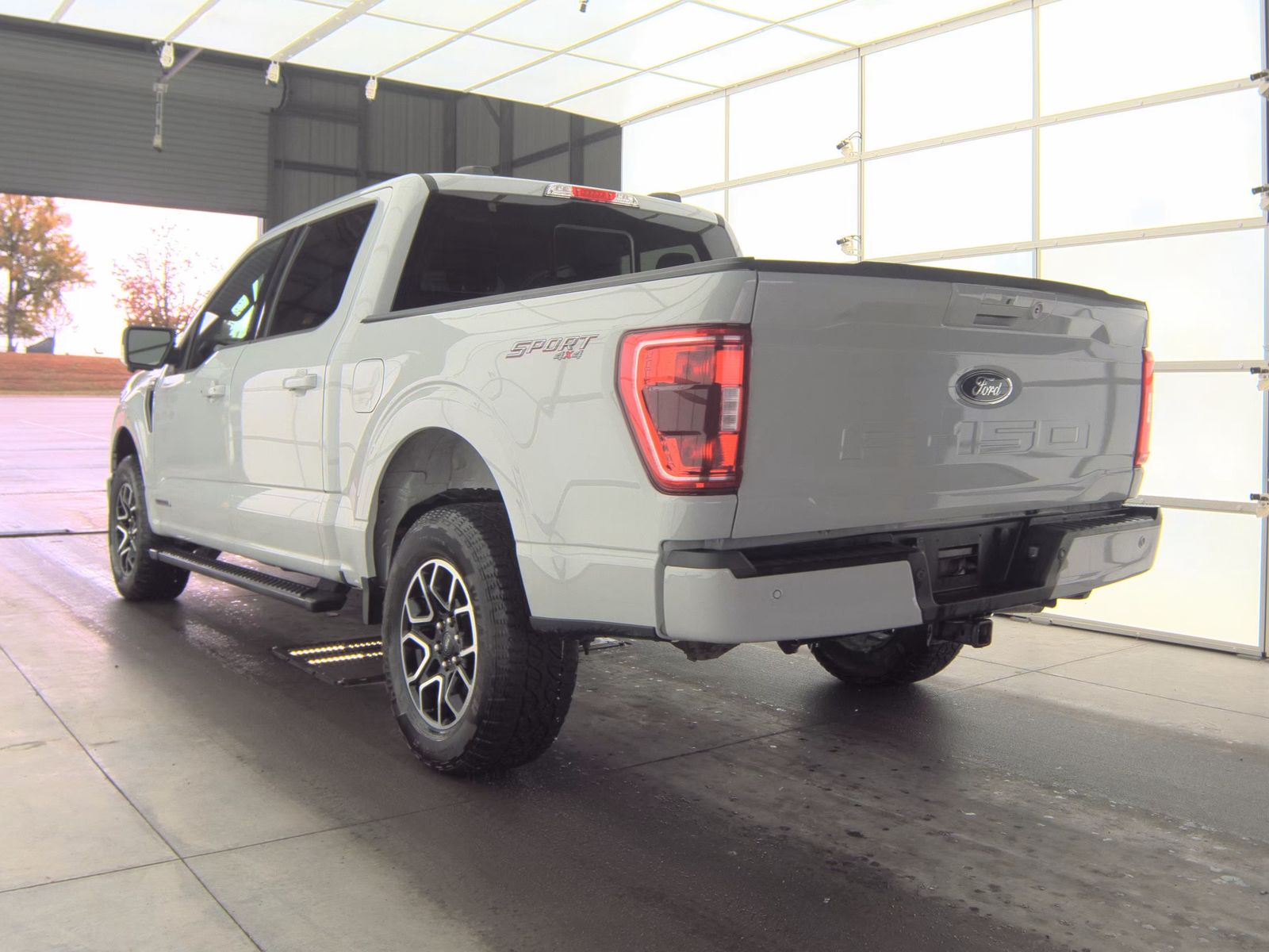 2023 Ford F-150 Hybrid XLT AWD