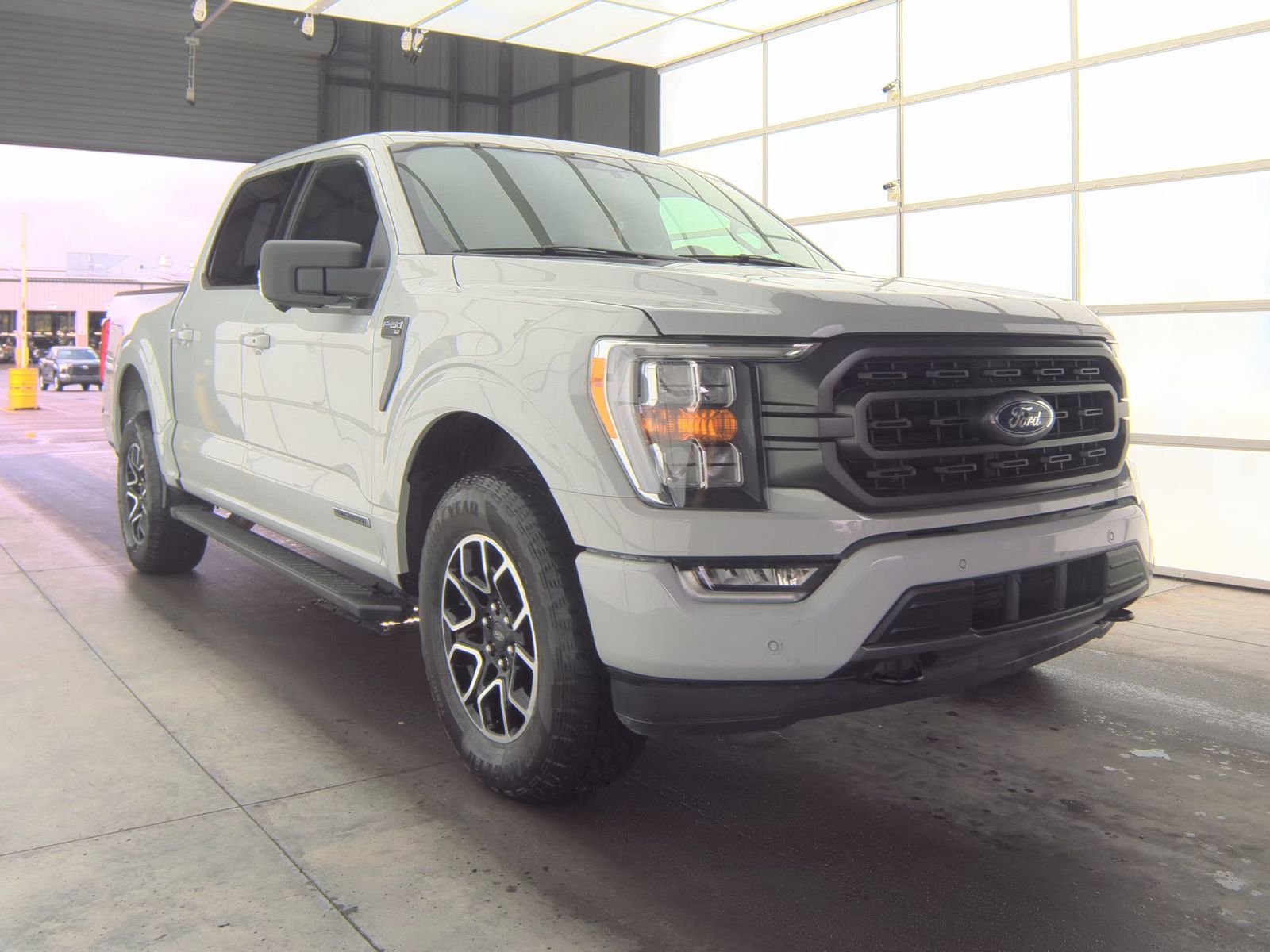 2023 Ford F-150 Hybrid XLT AWD