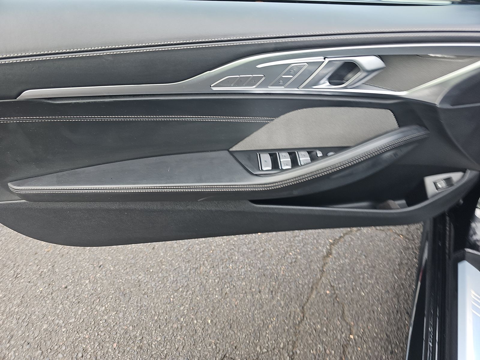 2024 BMW 8 Series 840i RWD