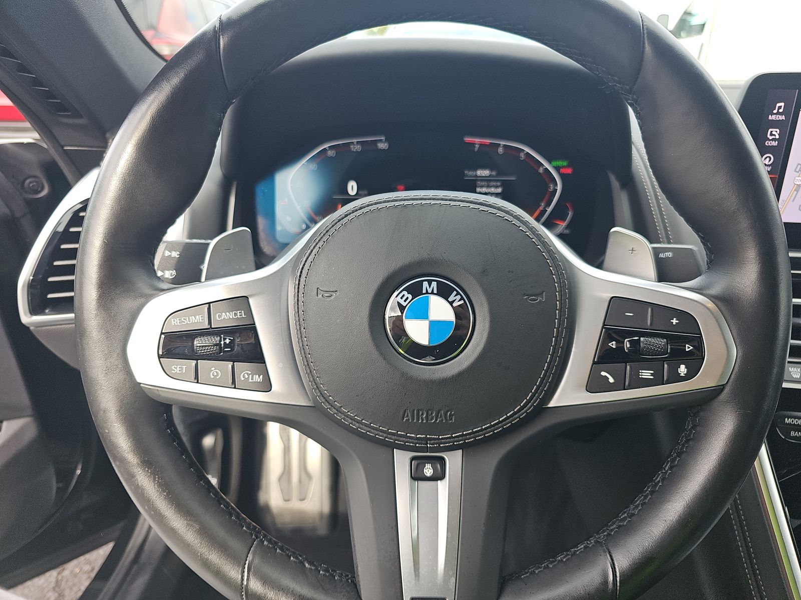 2024 BMW 8 Series 840i RWD