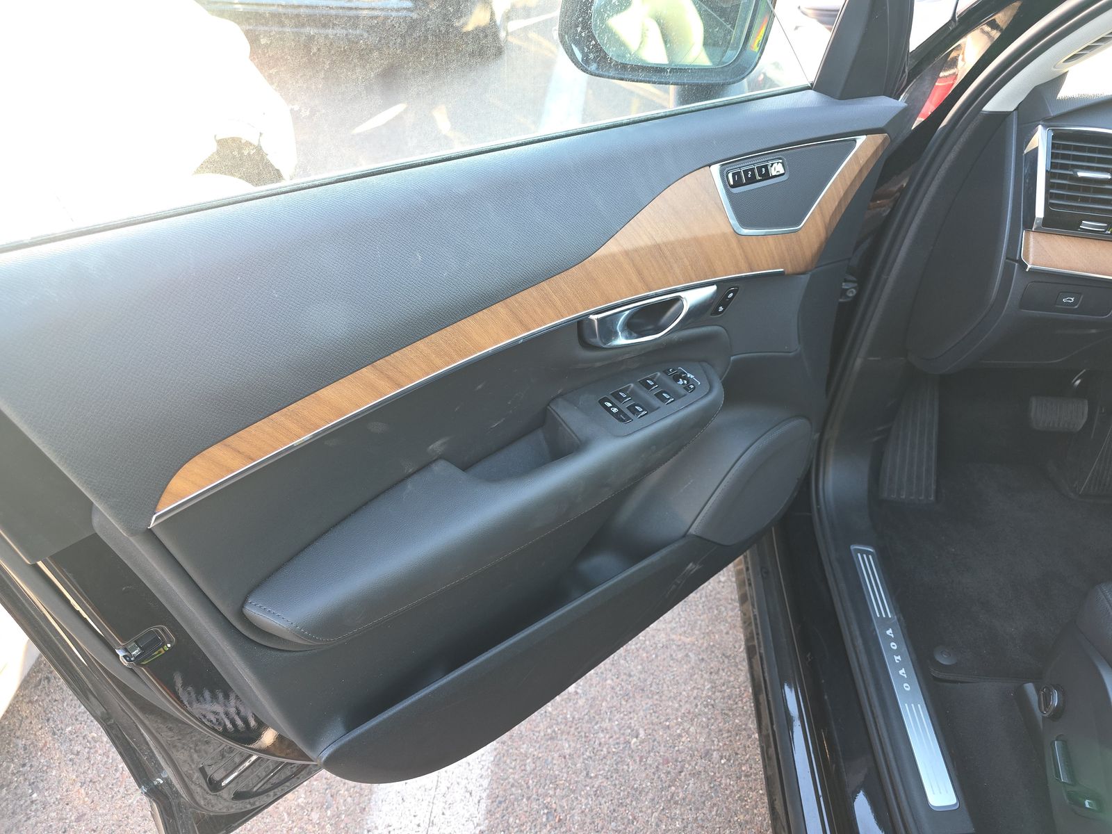 2025 Volvo XC90 B6 Ultra AWD