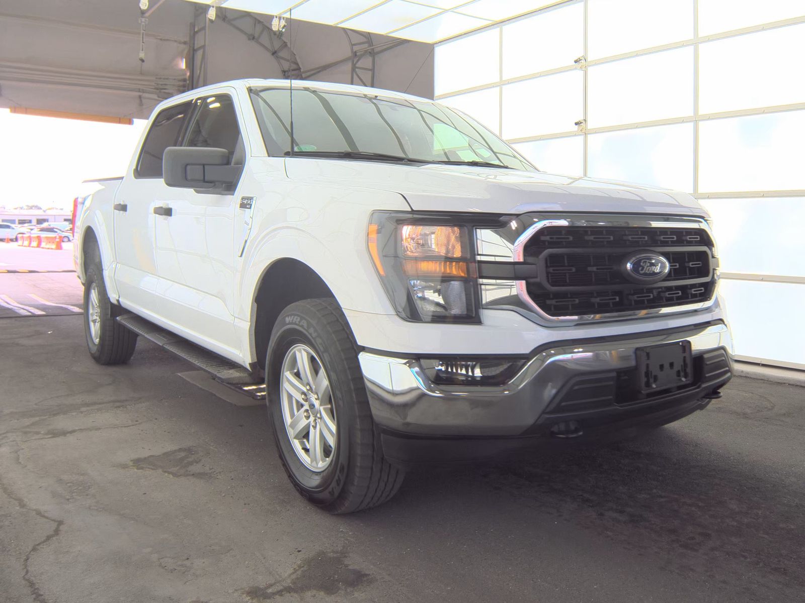 2023 Ford F-150 XLT AWD
