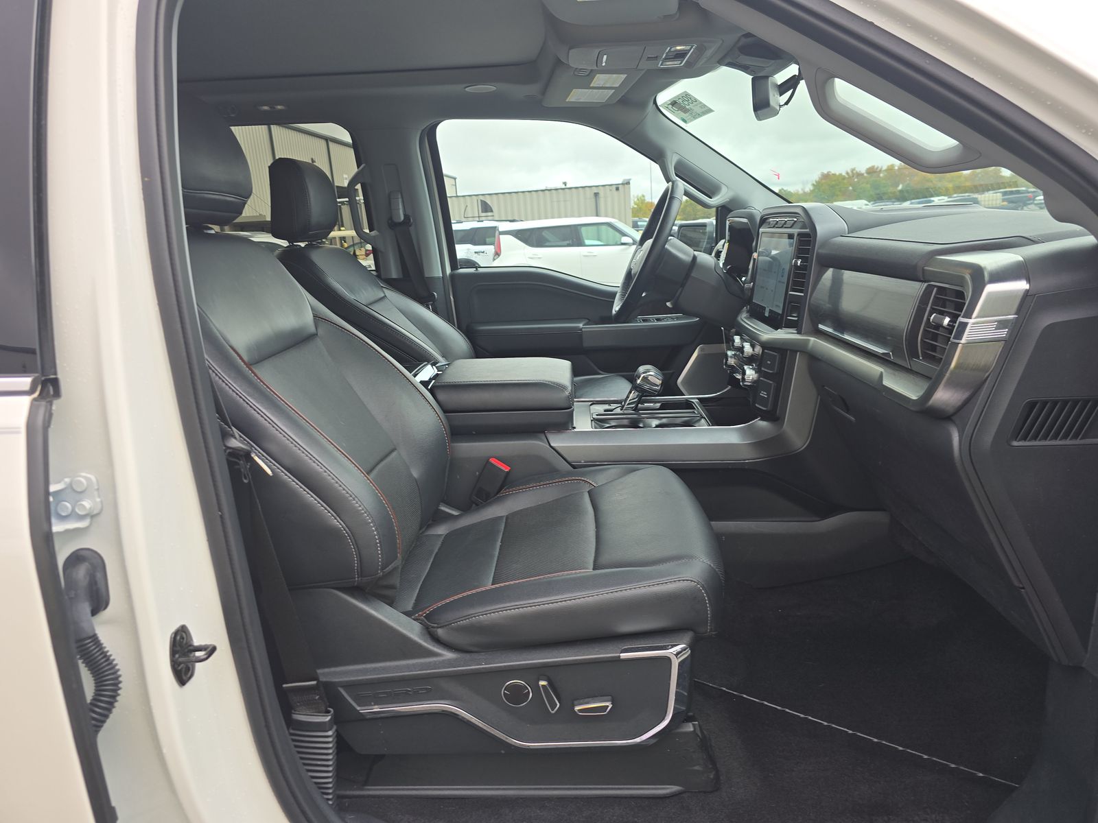 2023 Ford F-150 Lariat AWD