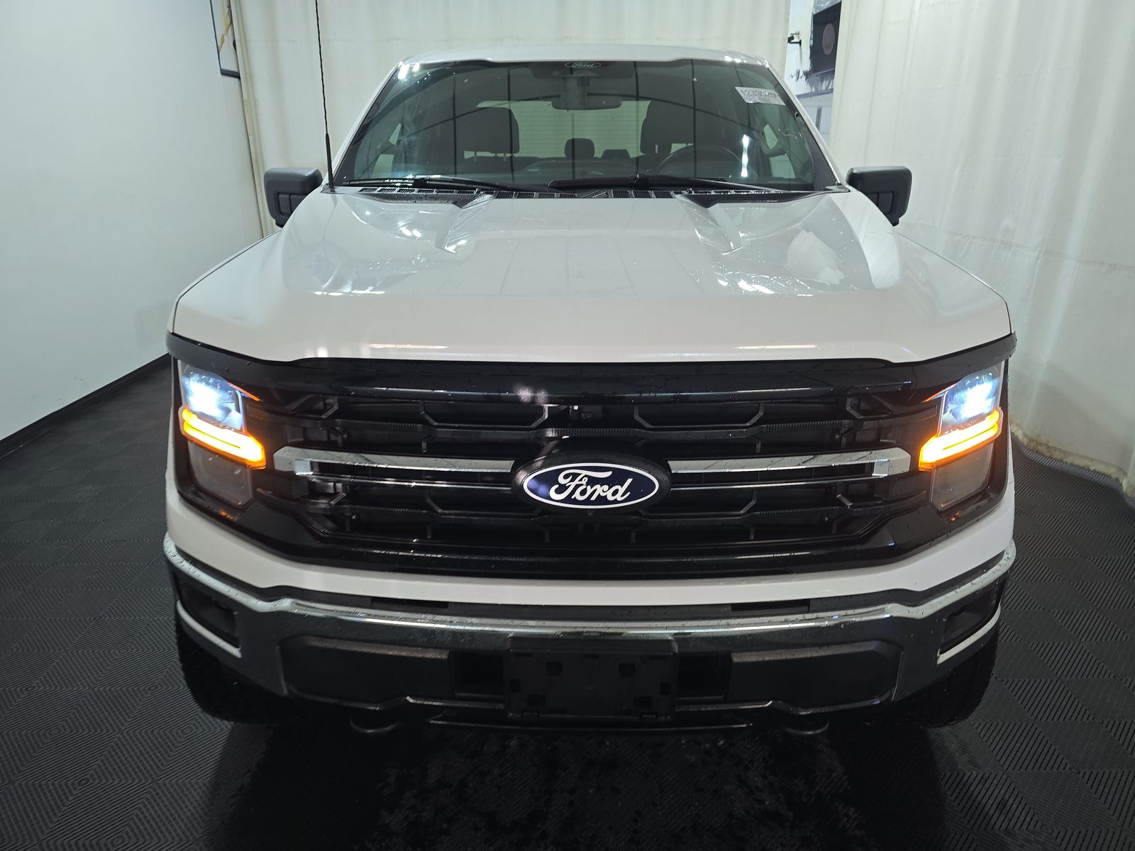 2024 Ford F-150 XLT AWD