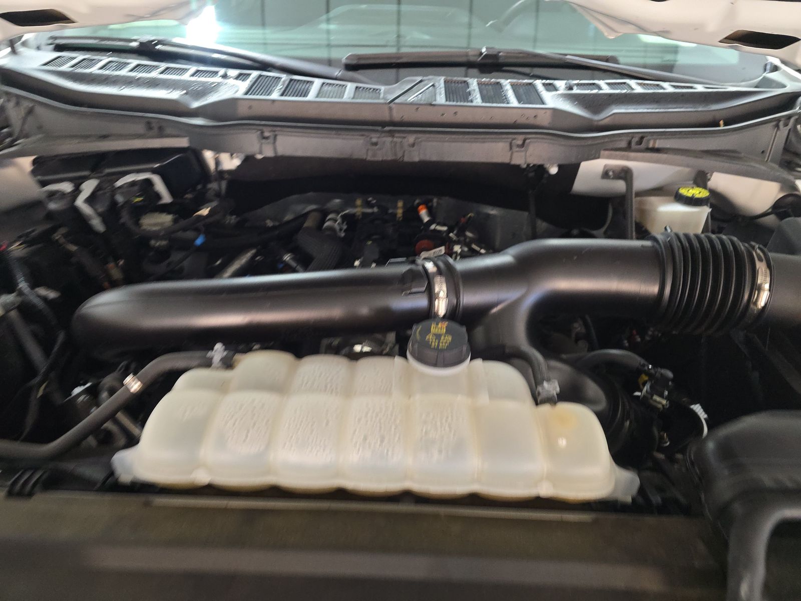 2024 Ford F-150 XLT AWD