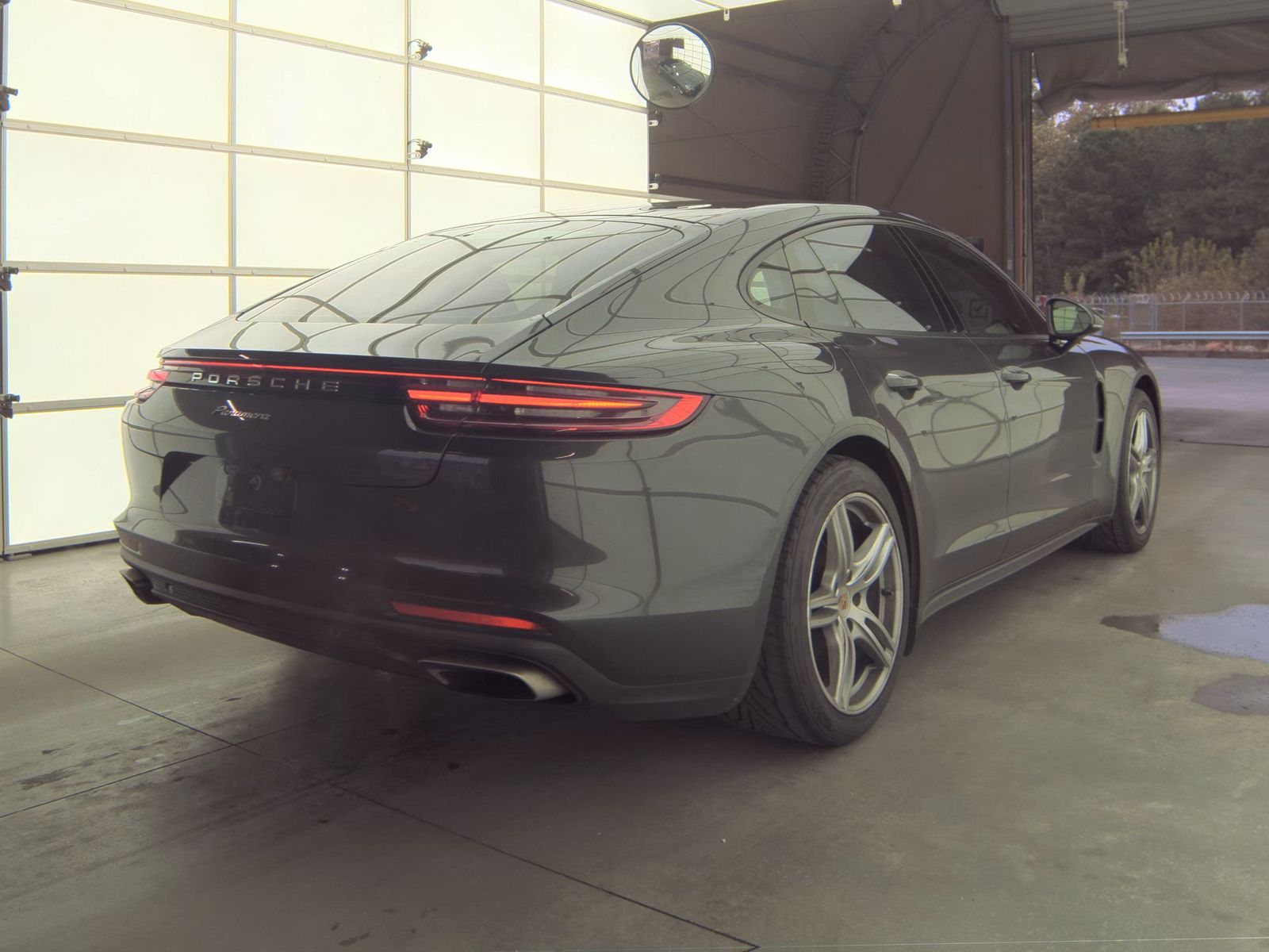 2017 Porsche Panamera Base RWD
