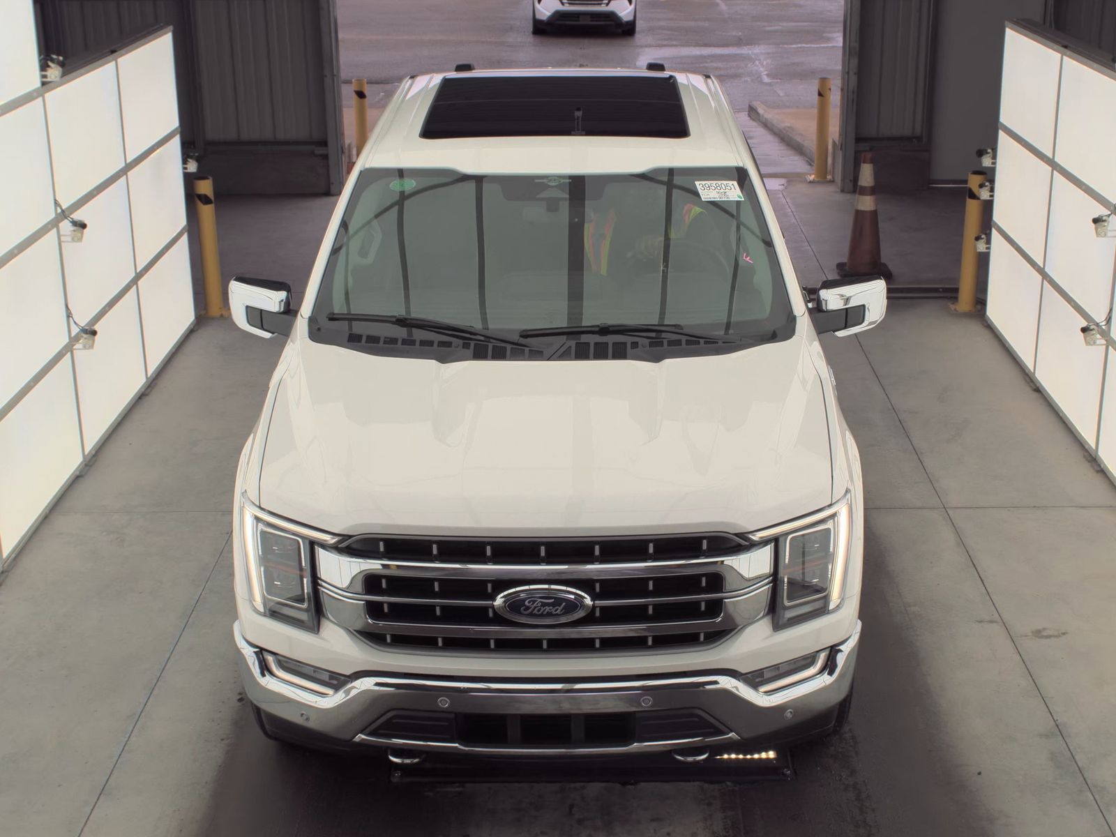 2023 Ford F-150 Lariat AWD