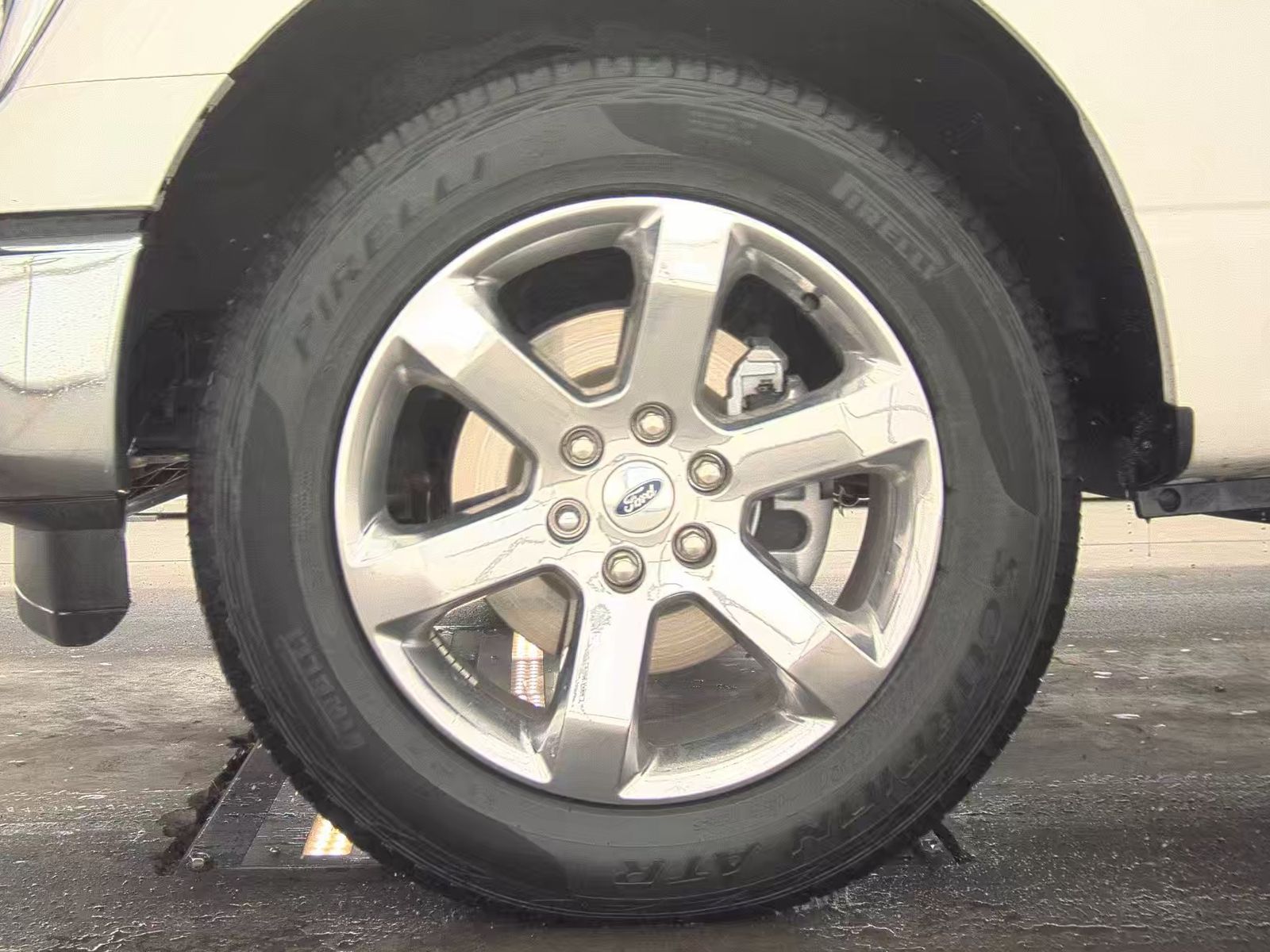 2023 Ford F-150 Lariat AWD