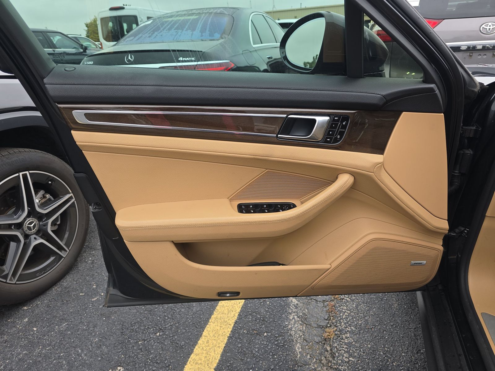 2017 Porsche Panamera Base RWD