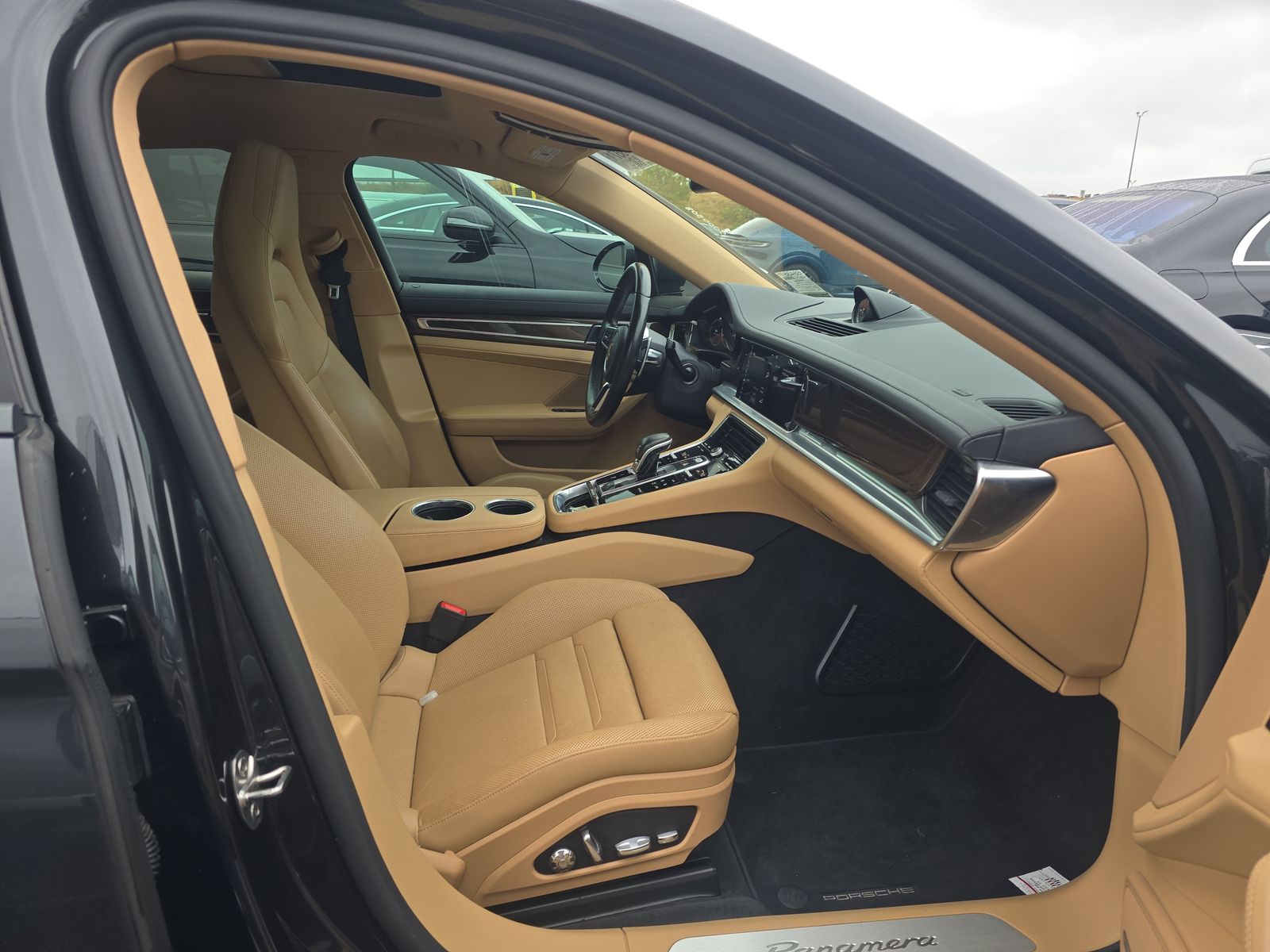 2017 Porsche Panamera Base RWD