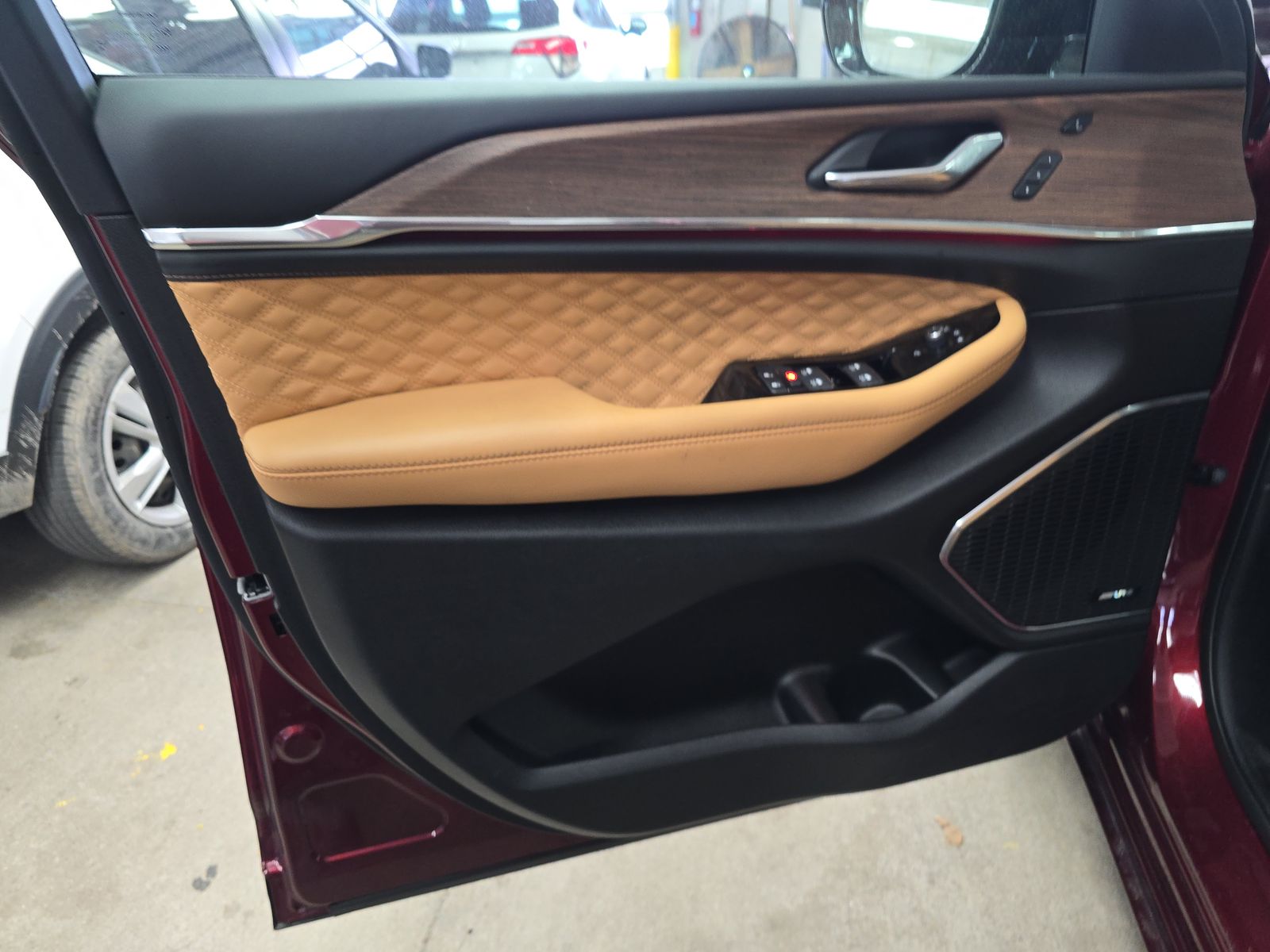 2024 Jeep Grand Cherokee Summit AWD