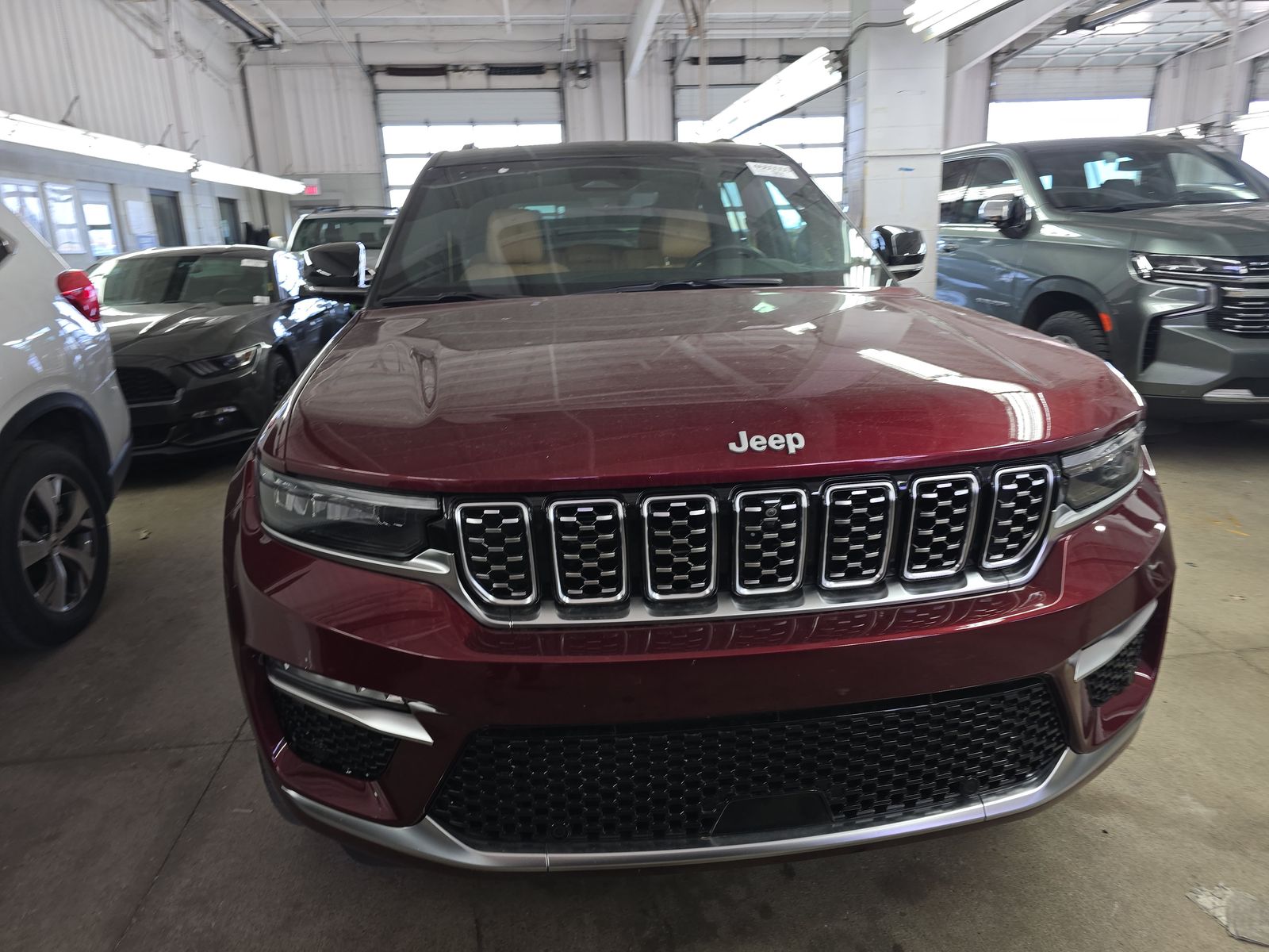 2024 Jeep Grand Cherokee Summit AWD