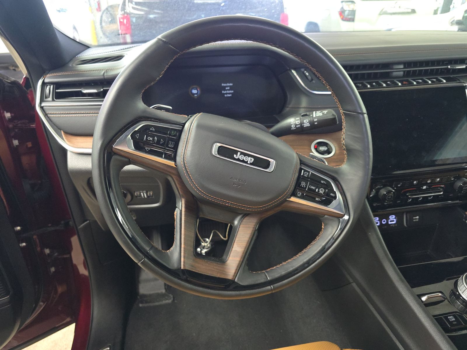 2024 Jeep Grand Cherokee Summit AWD