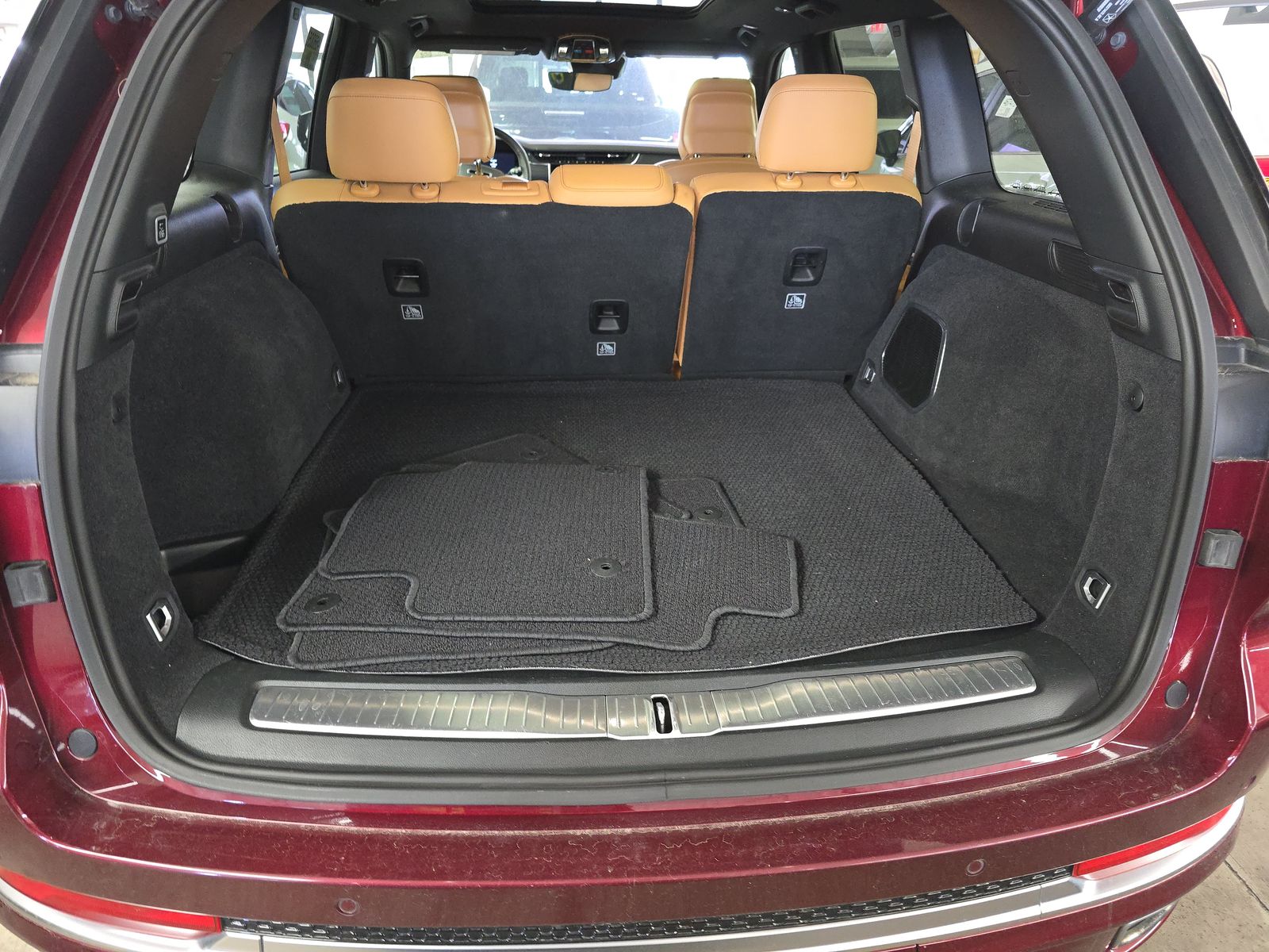 2024 Jeep Grand Cherokee Summit AWD