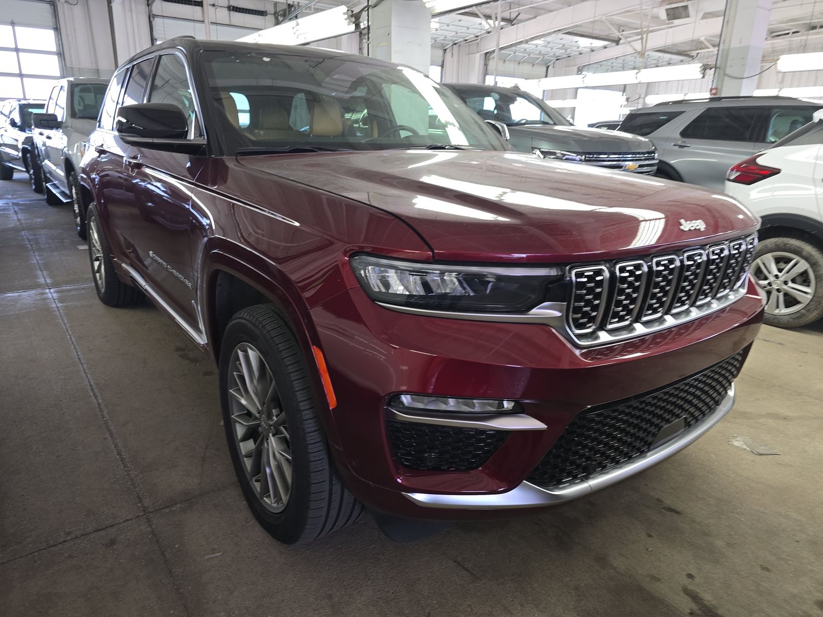 2024 Jeep Grand Cherokee Summit AWD