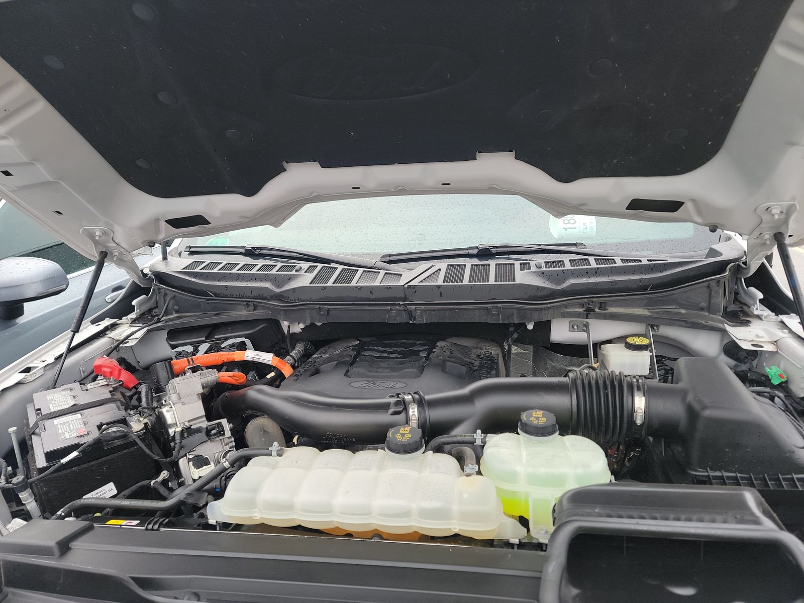 2023 Ford F-150 Hybrid Lariat AWD