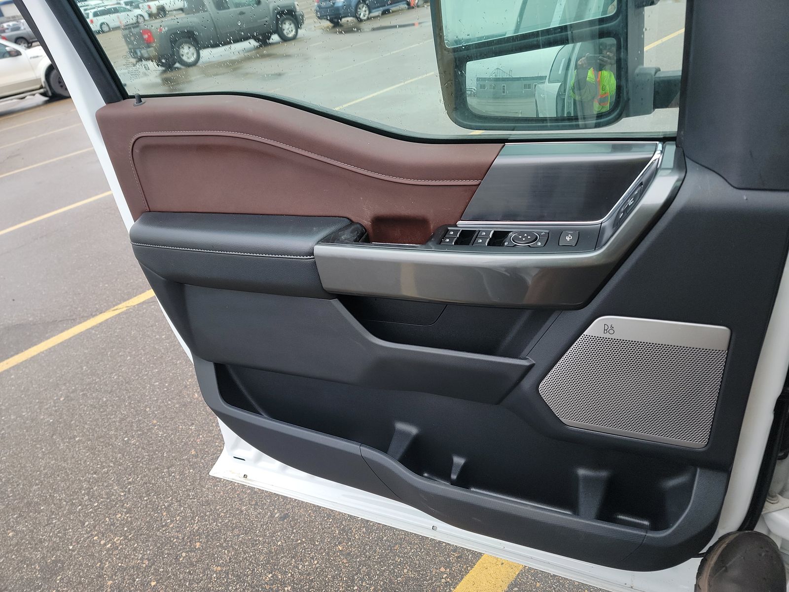 2023 Ford F-150 Hybrid Lariat AWD