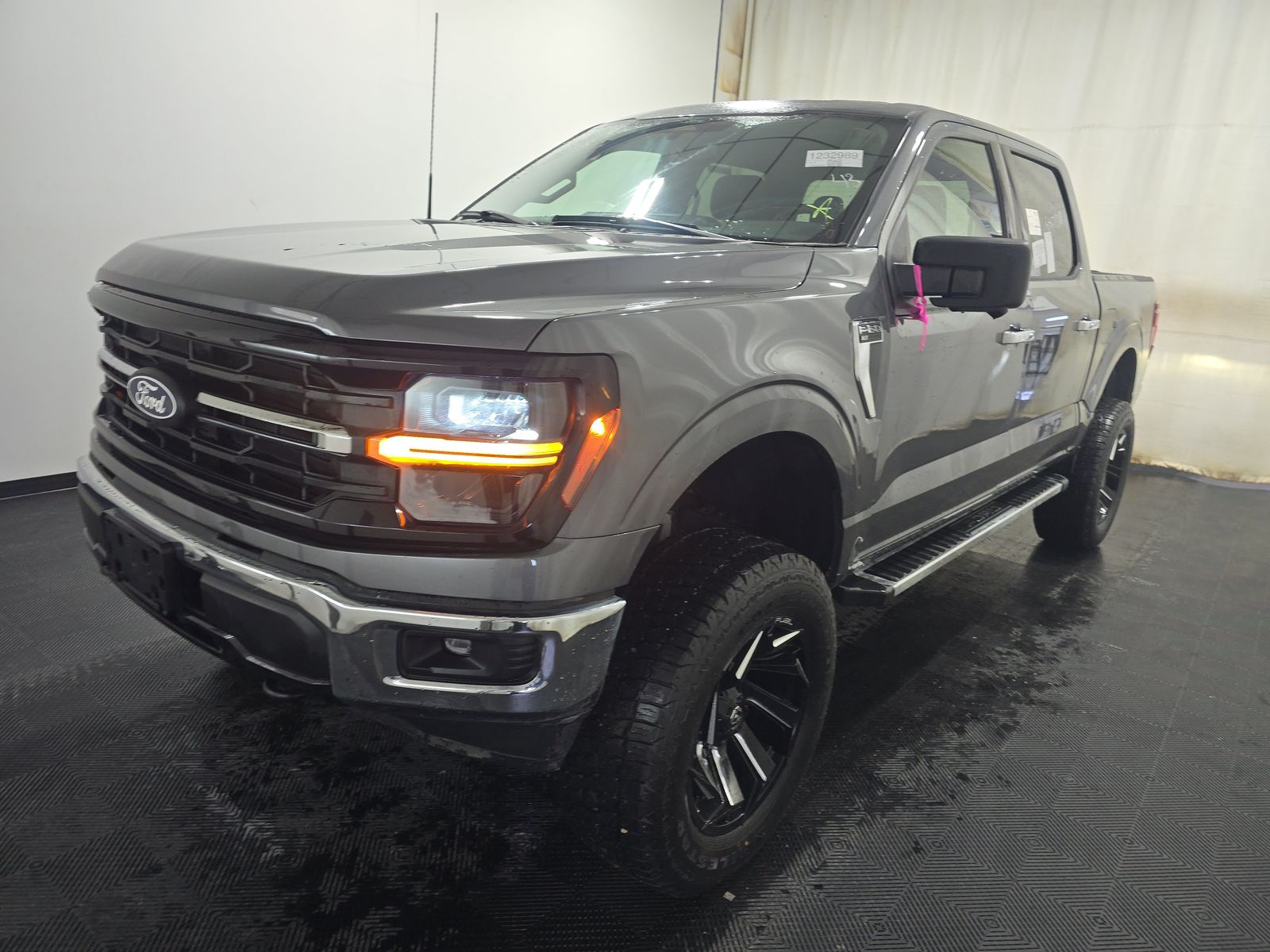 2024 Ford F-150 XLT AWD
