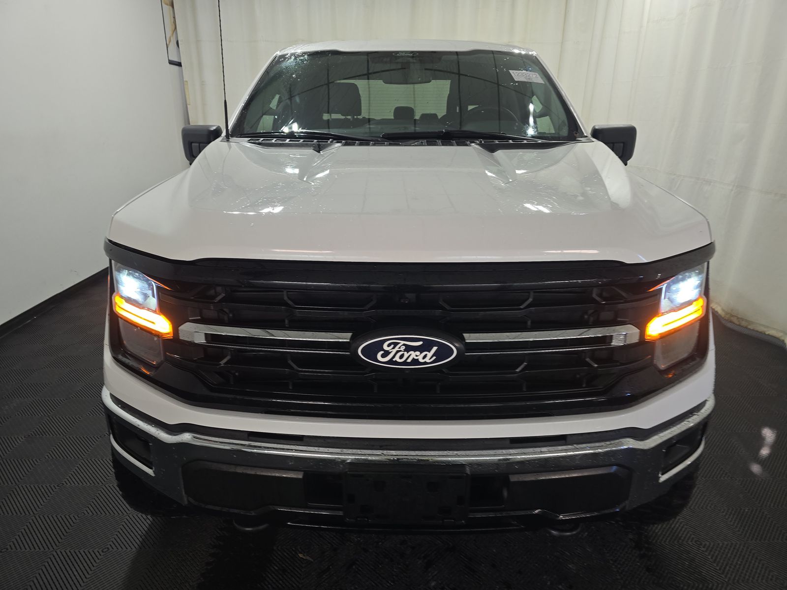 2024 Ford F-150 XLT AWD