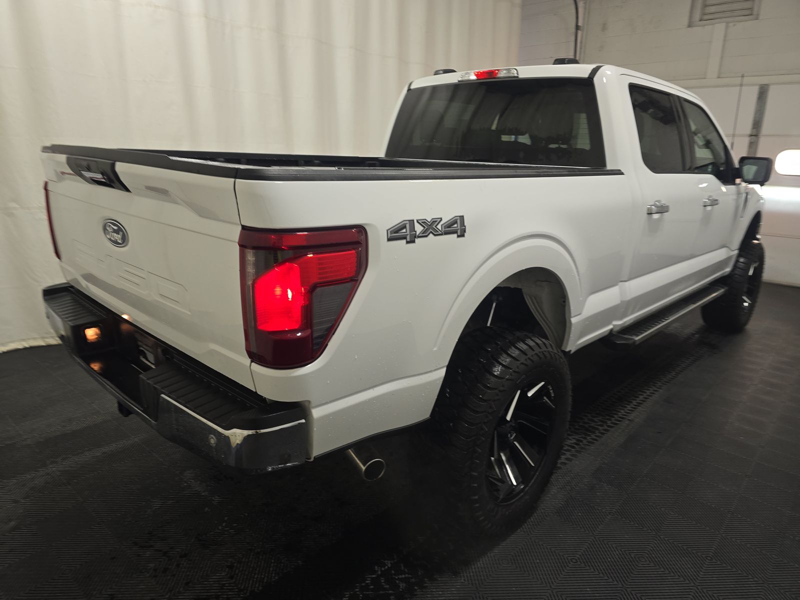 2024 Ford F-150 XLT AWD