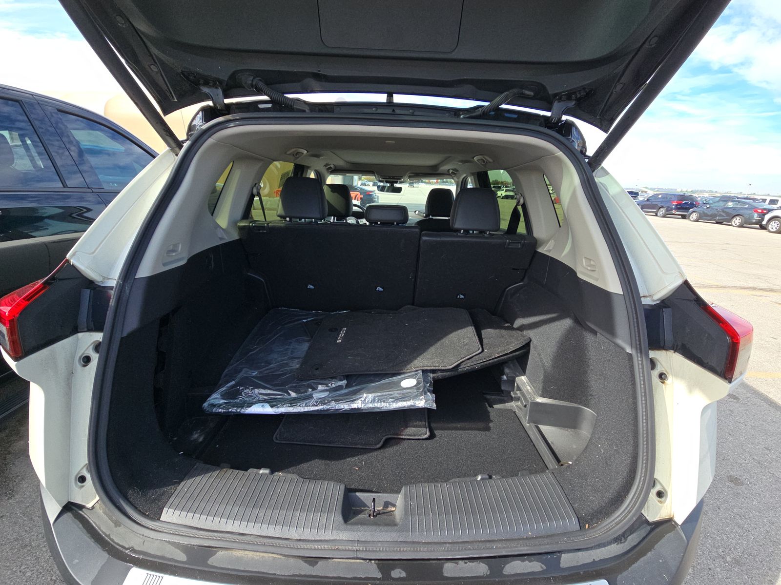 2023 Nissan Rogue SL AWD