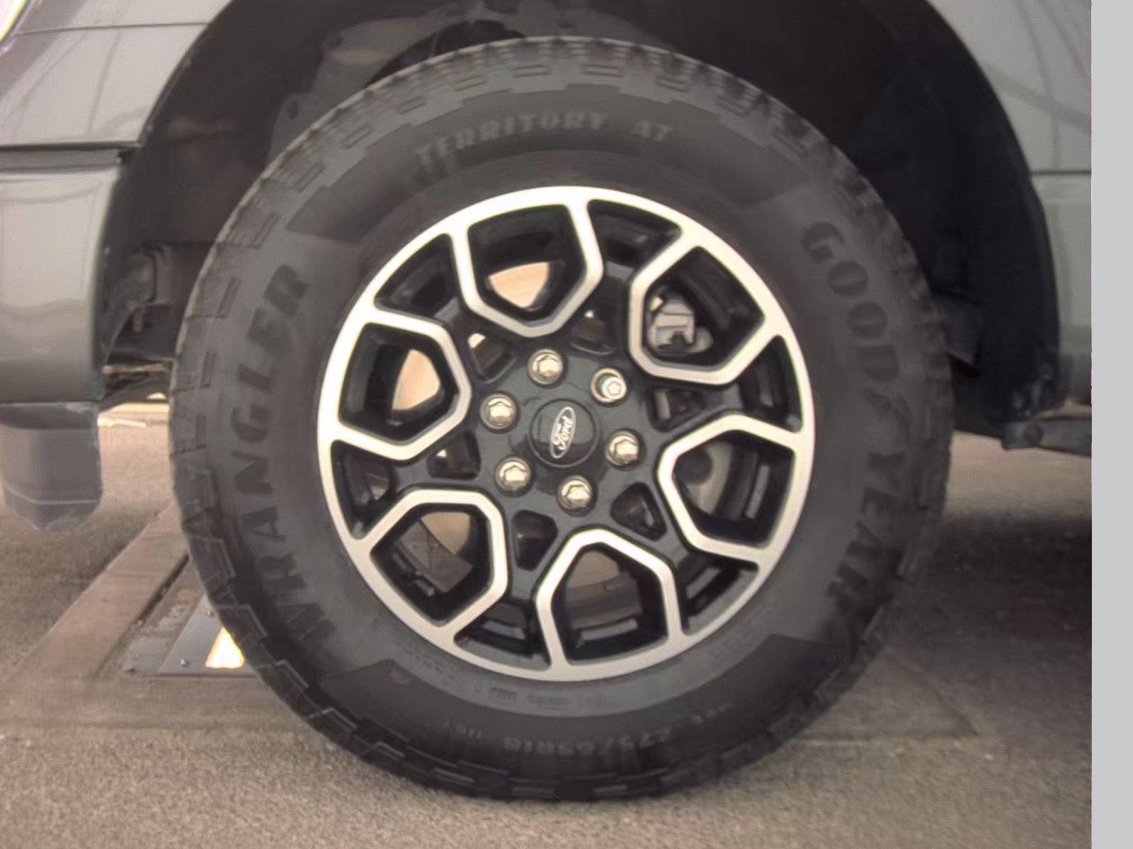 2023 Ford F-150 XLT AWD