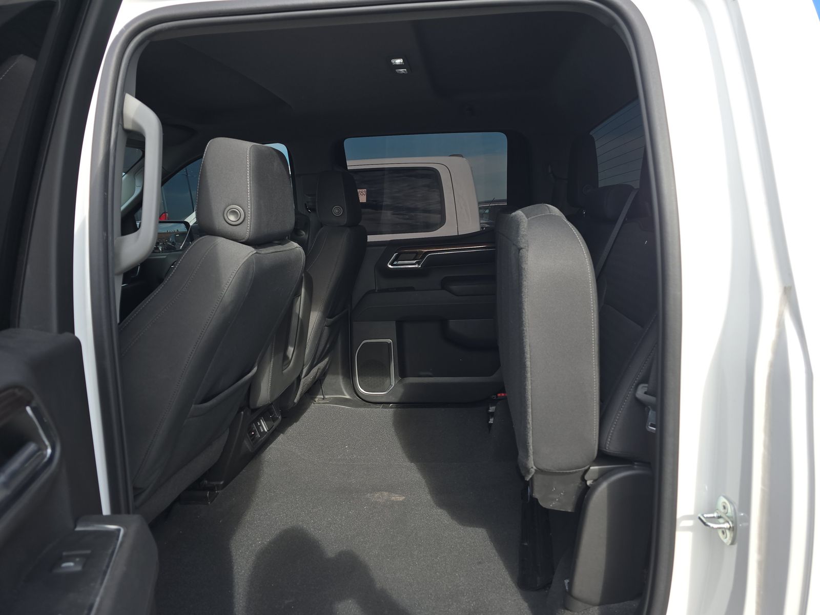 2023 Chevrolet Silverado 1500 LT AWD