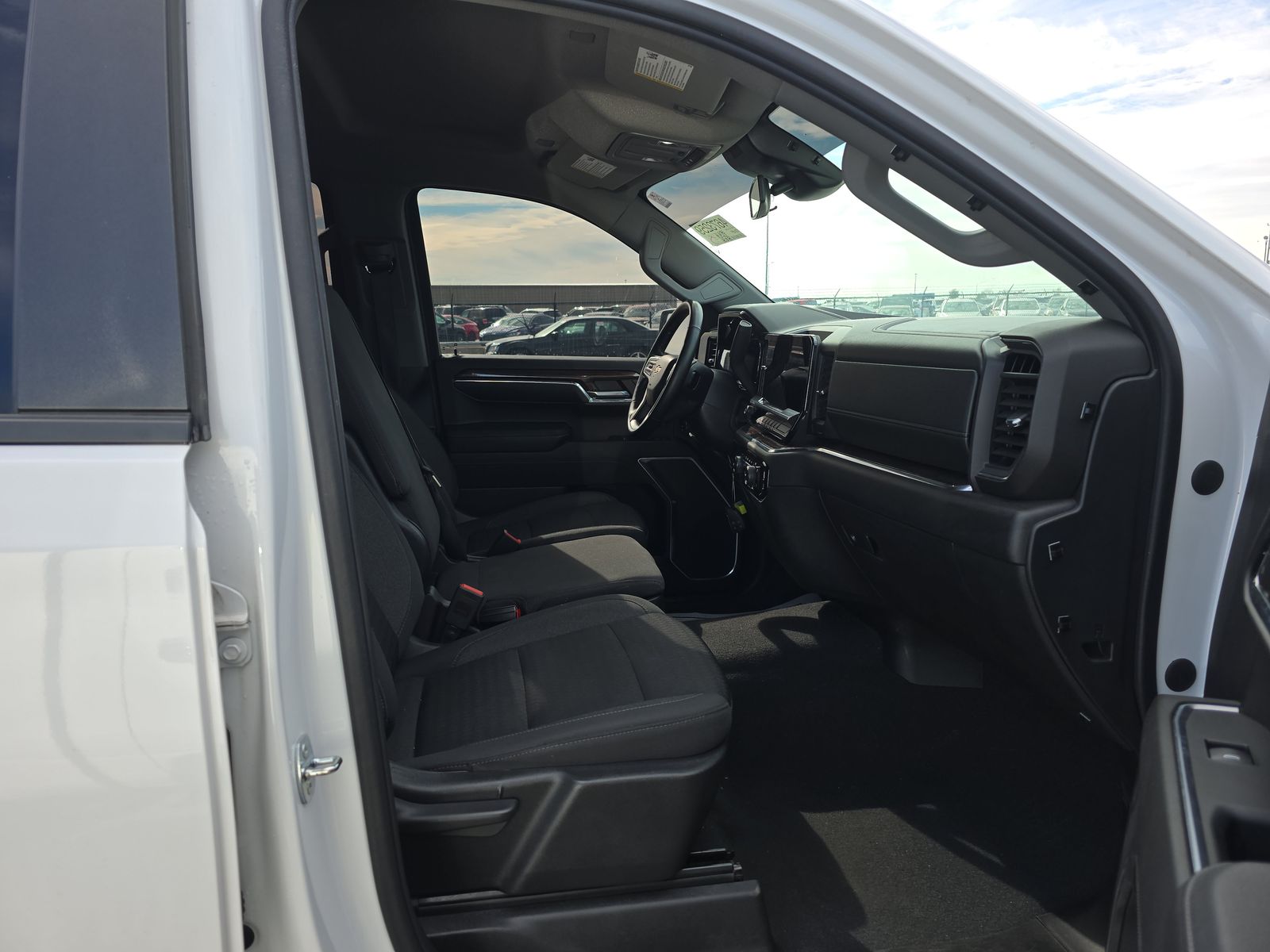 2023 Chevrolet Silverado 1500 LT AWD