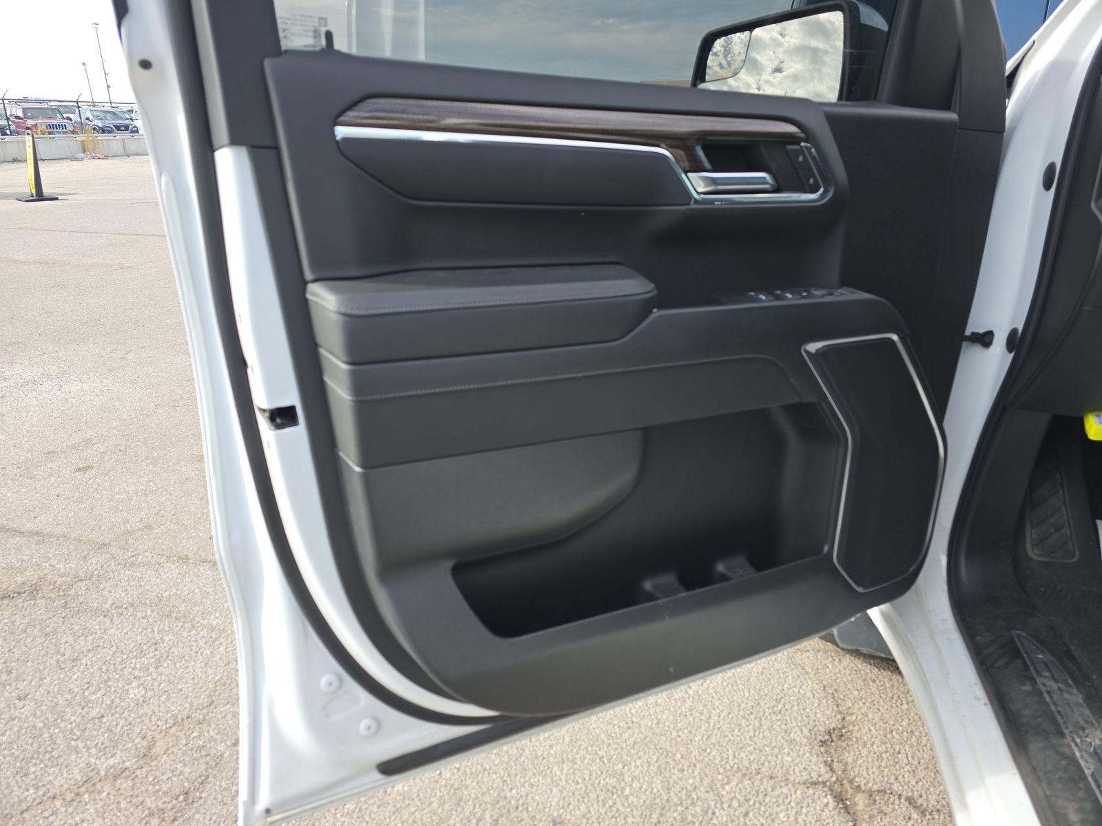 2023 Chevrolet Silverado 1500 LT AWD