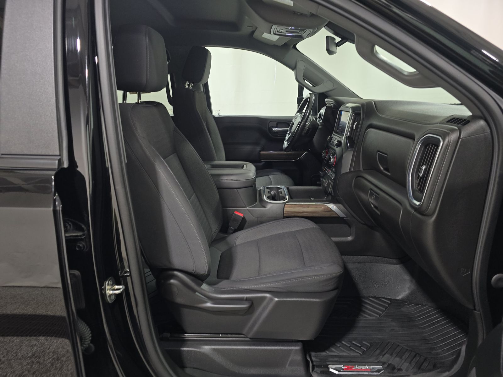 2020 Chevrolet Silverado 1500 RST AWD