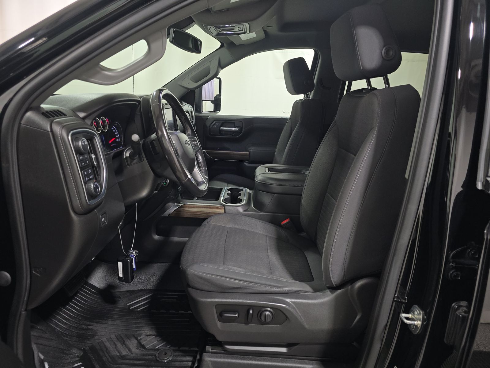 2020 Chevrolet Silverado 1500 RST AWD