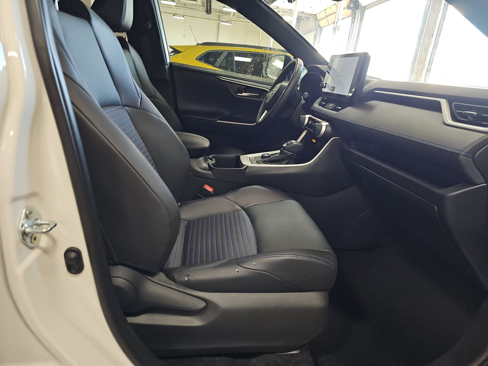 2025 Toyota RAV4 Hybrid XSE AWD