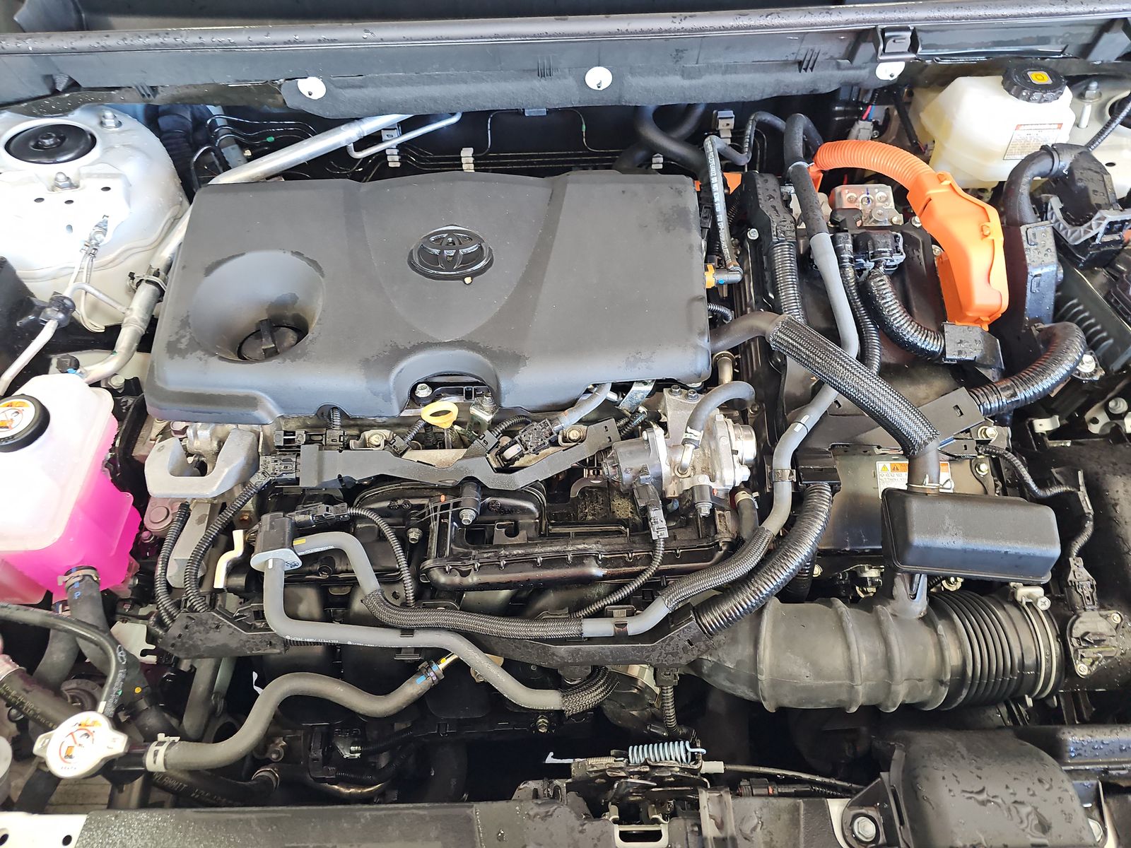 2025 Toyota RAV4 Hybrid XSE AWD