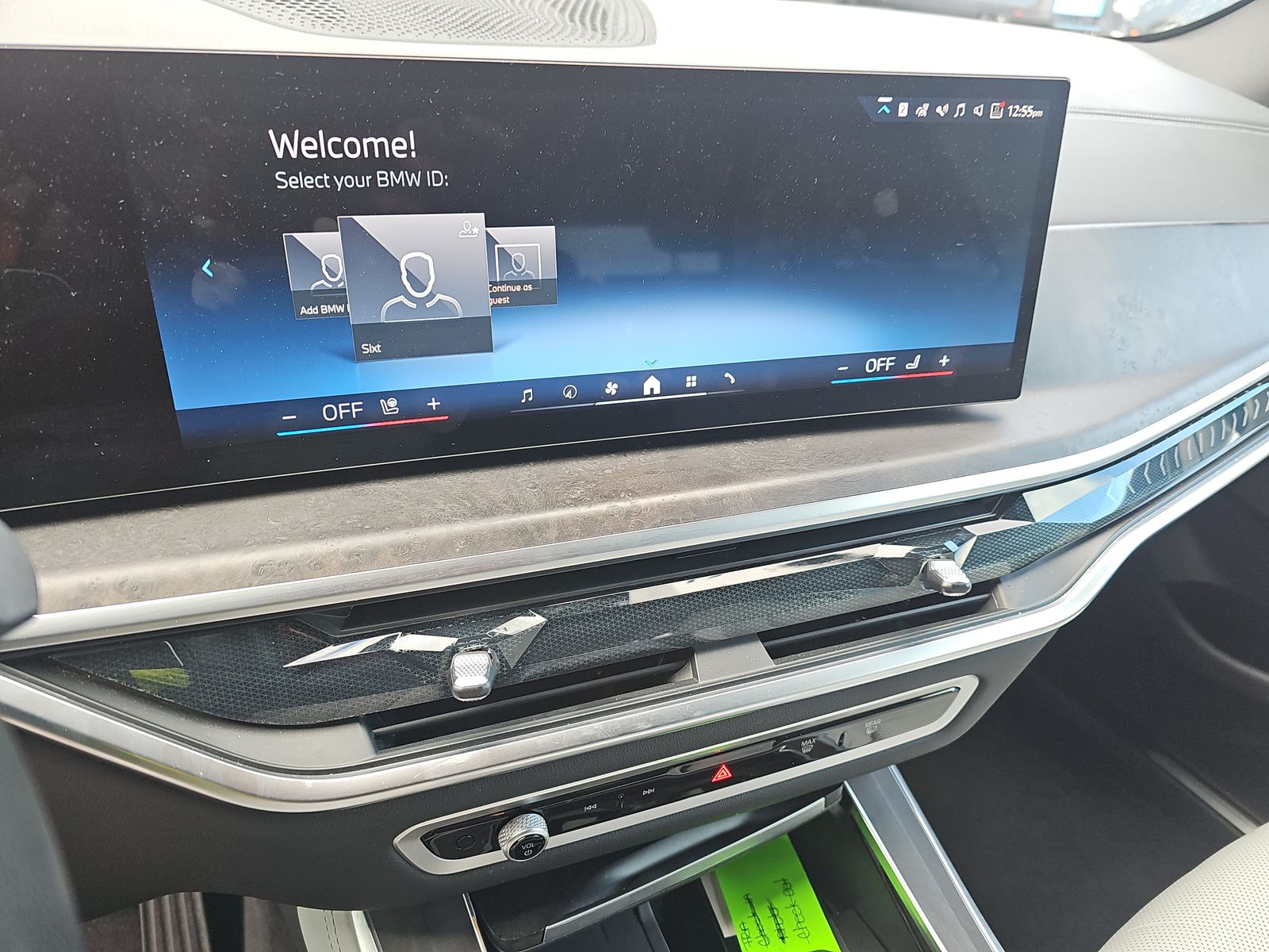 2025 BMW X5 xDrive40i AWD