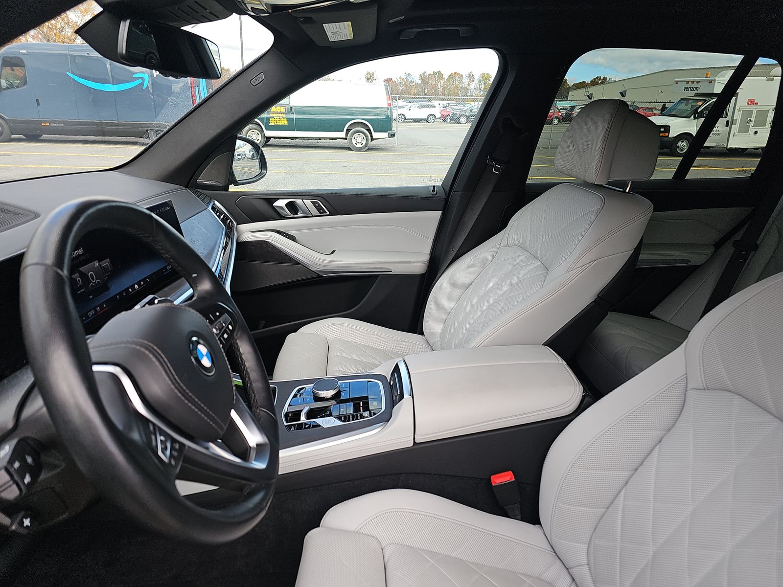 2025 BMW X5 xDrive40i AWD