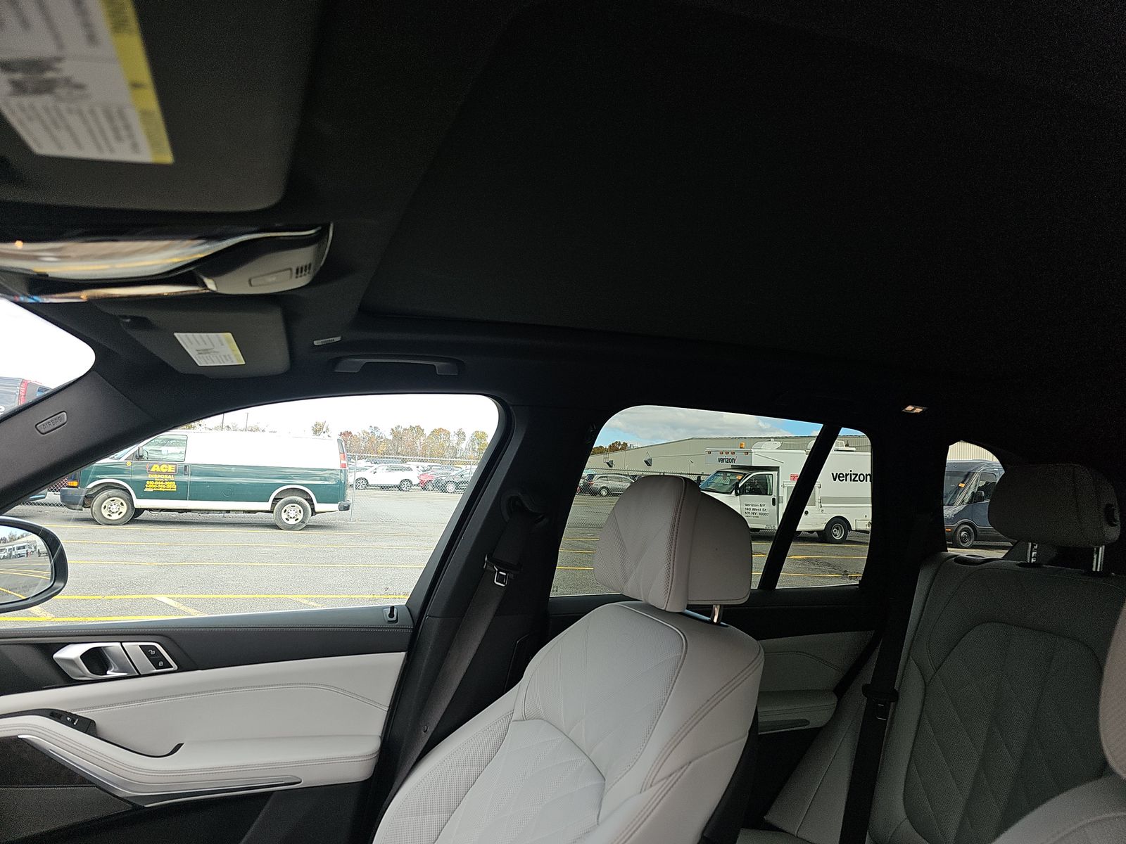 2025 BMW X5 xDrive40i AWD