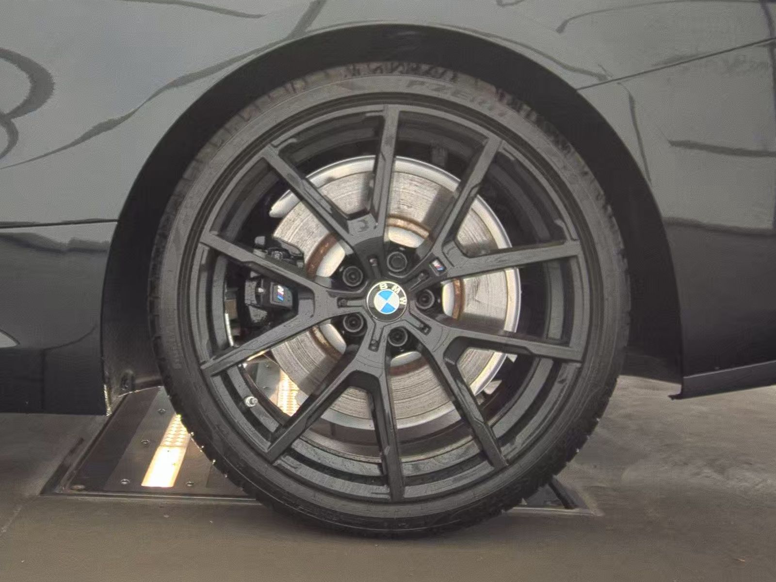 2024 BMW 8 Series 840i RWD