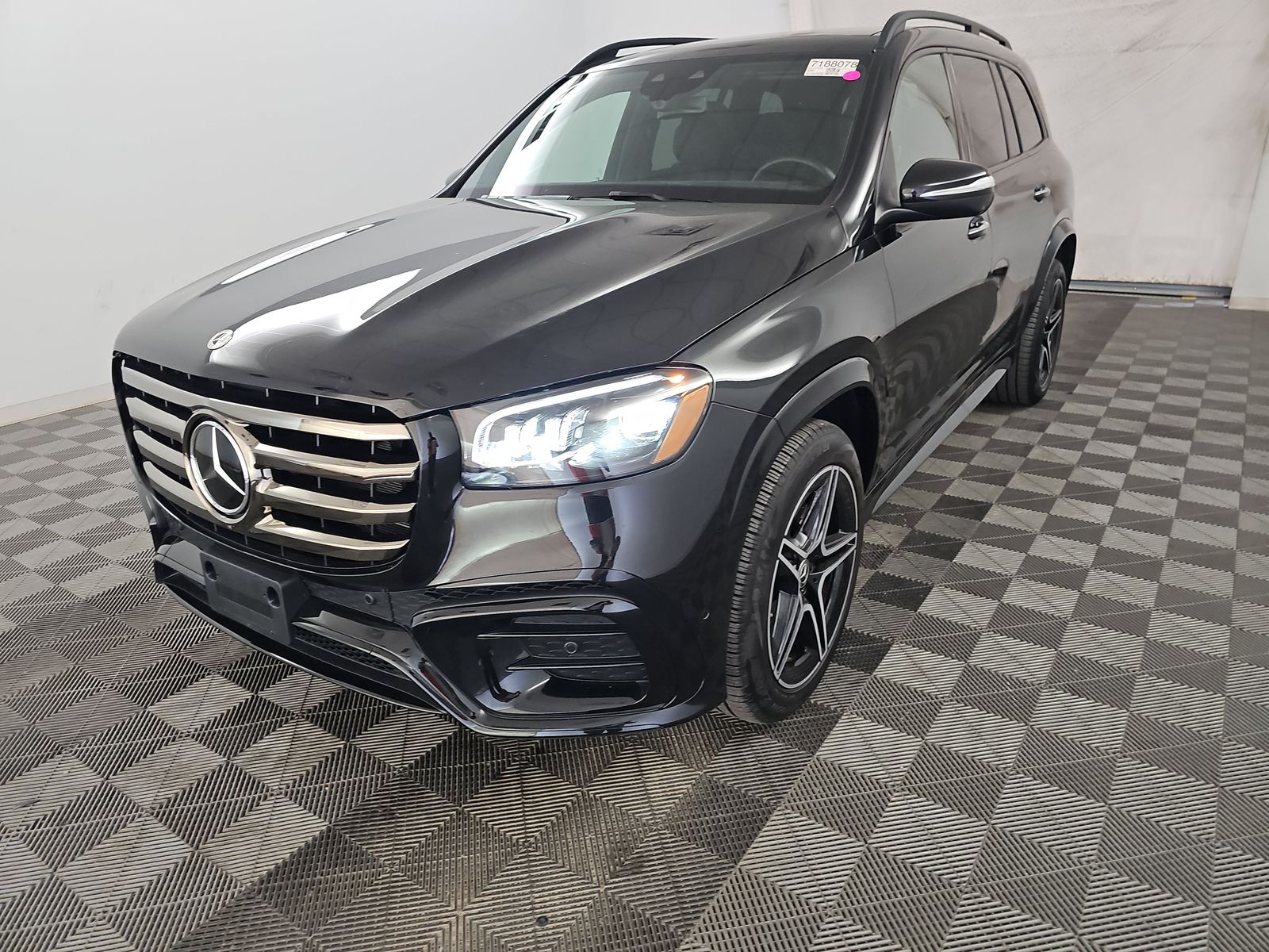 2025 Mercedes-Benz GLS 450 4MATIC