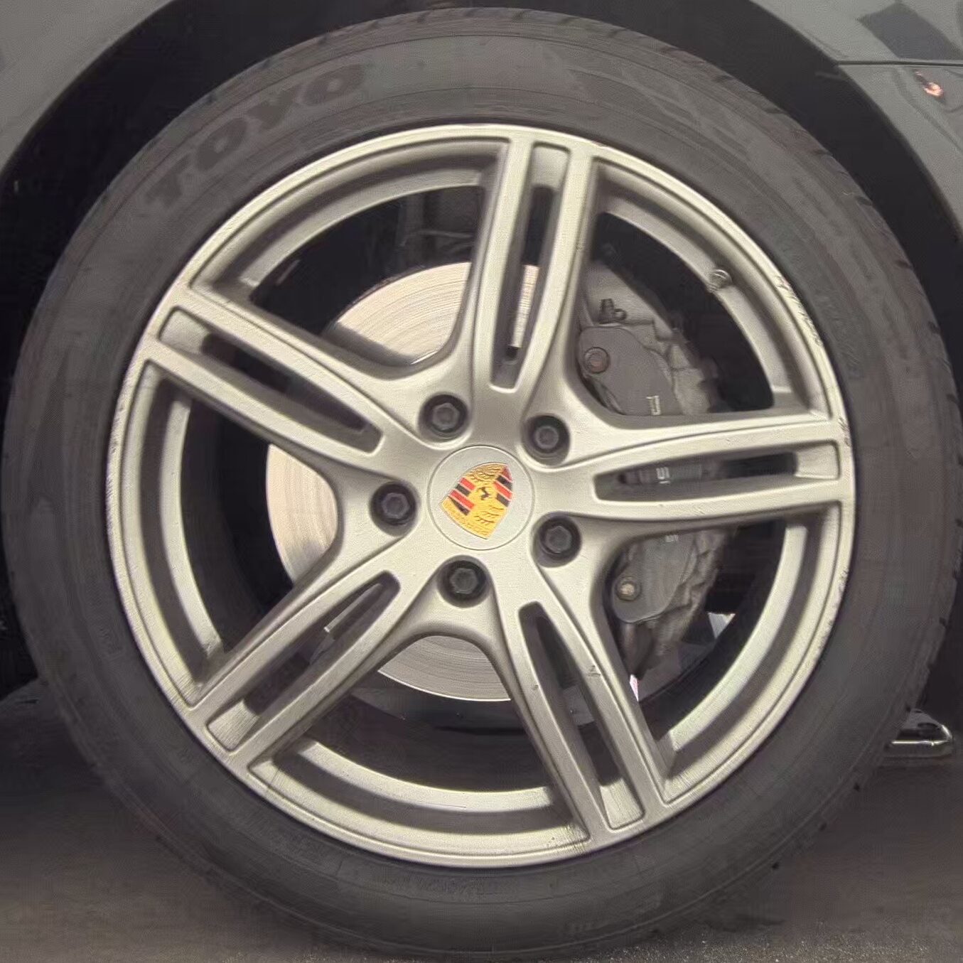 2017 Porsche Panamera Base RWD