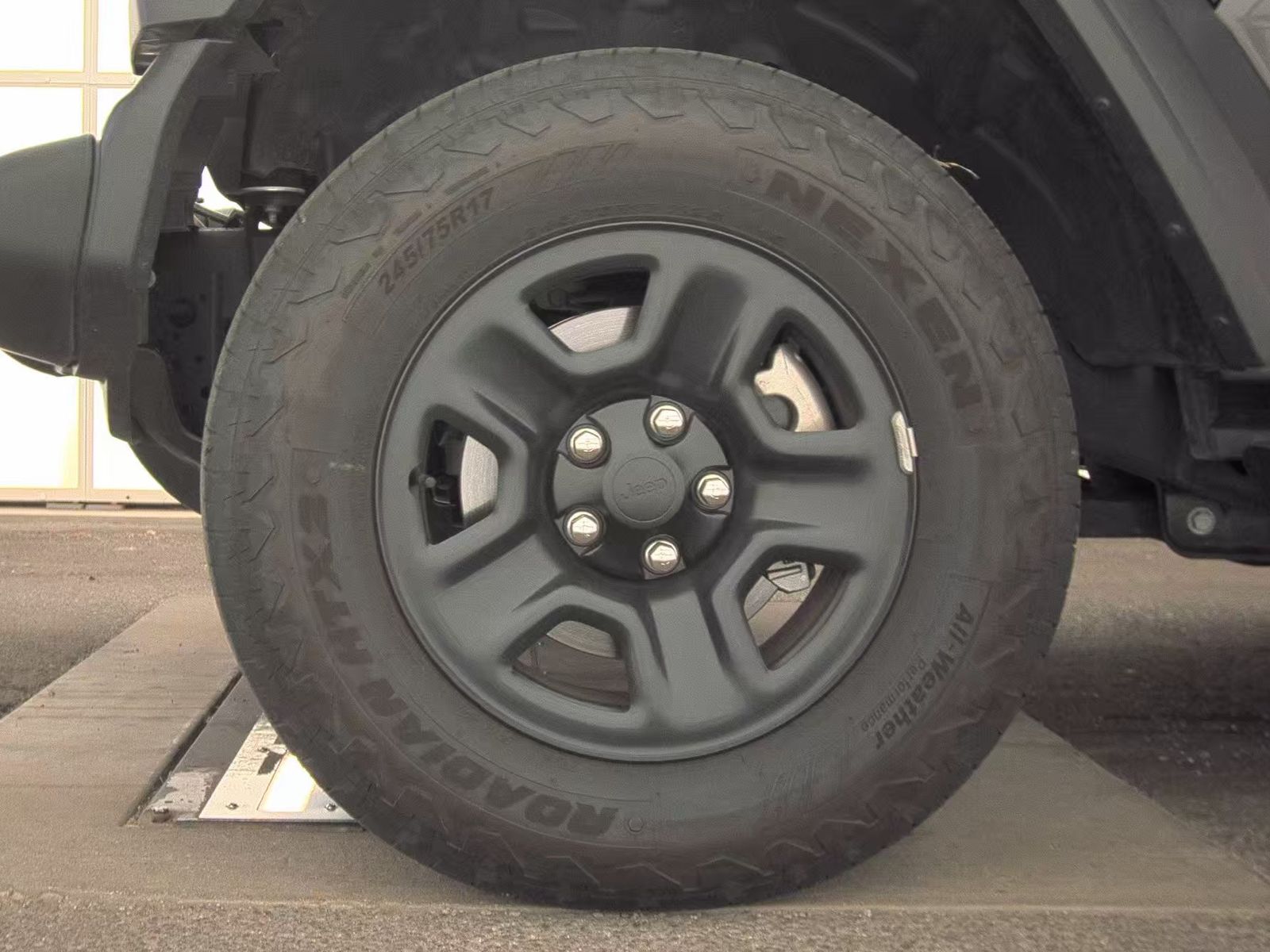 2025 Jeep Wrangler Sport AWD