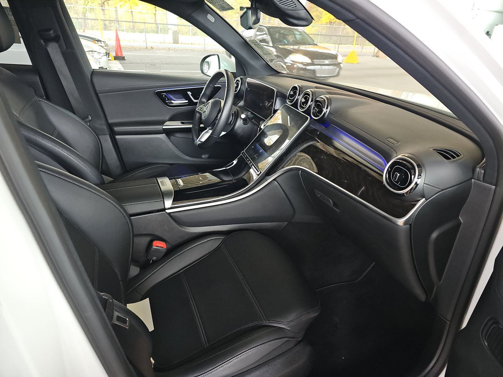 2024 Mercedes-Benz GLC GLC 300 AWD